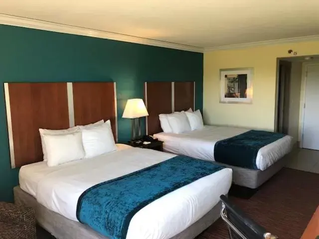 Bedroom, Bed in Best Western Ft Lauderdale I-95 Inn