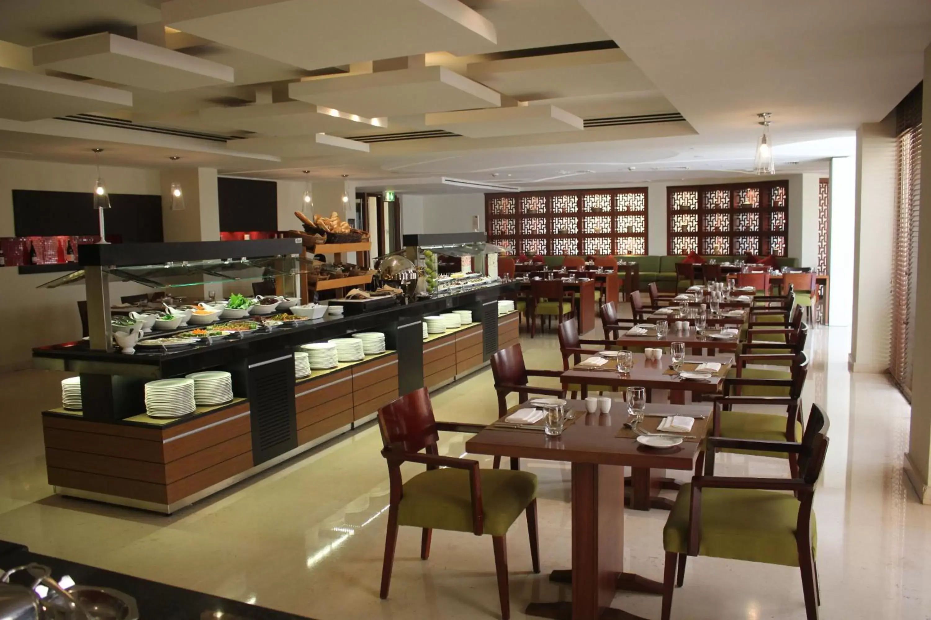 Restaurant/Places to Eat in Crowne Plaza Sohar, an IHG Hotel