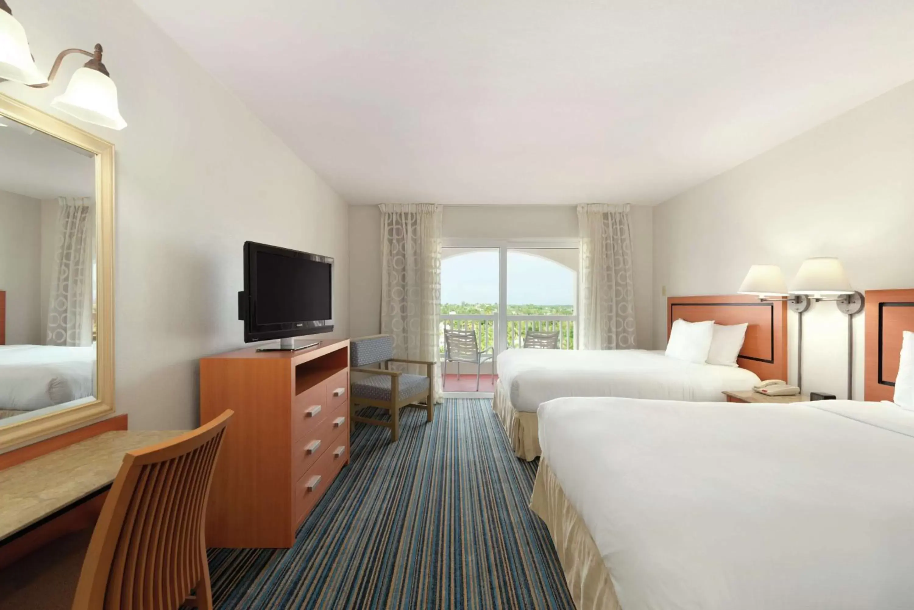 Bedroom in Embassy Suites by Hilton Dorado del Mar Beach Resort