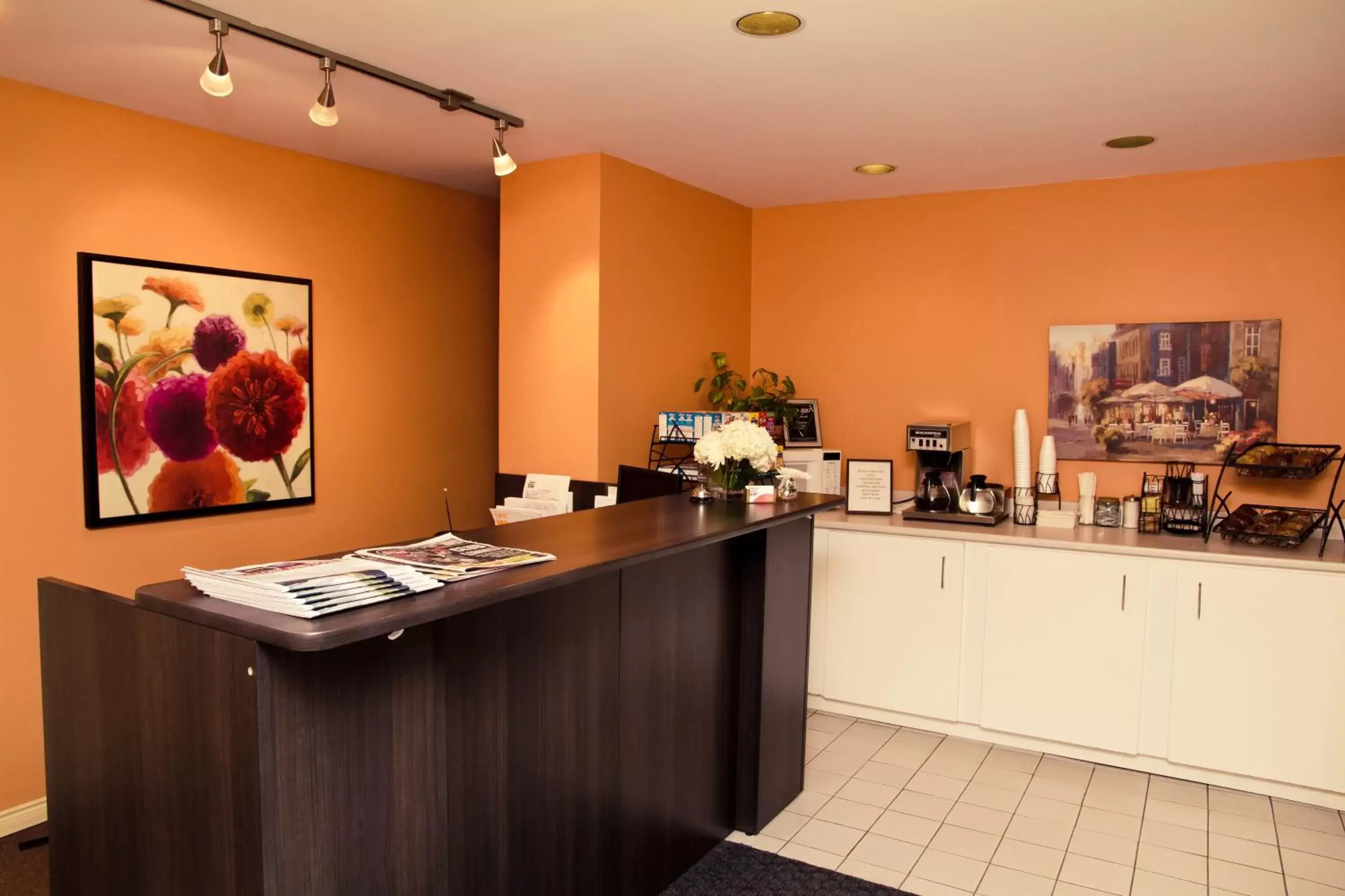 Lobby or reception in Rideau Heights Inn