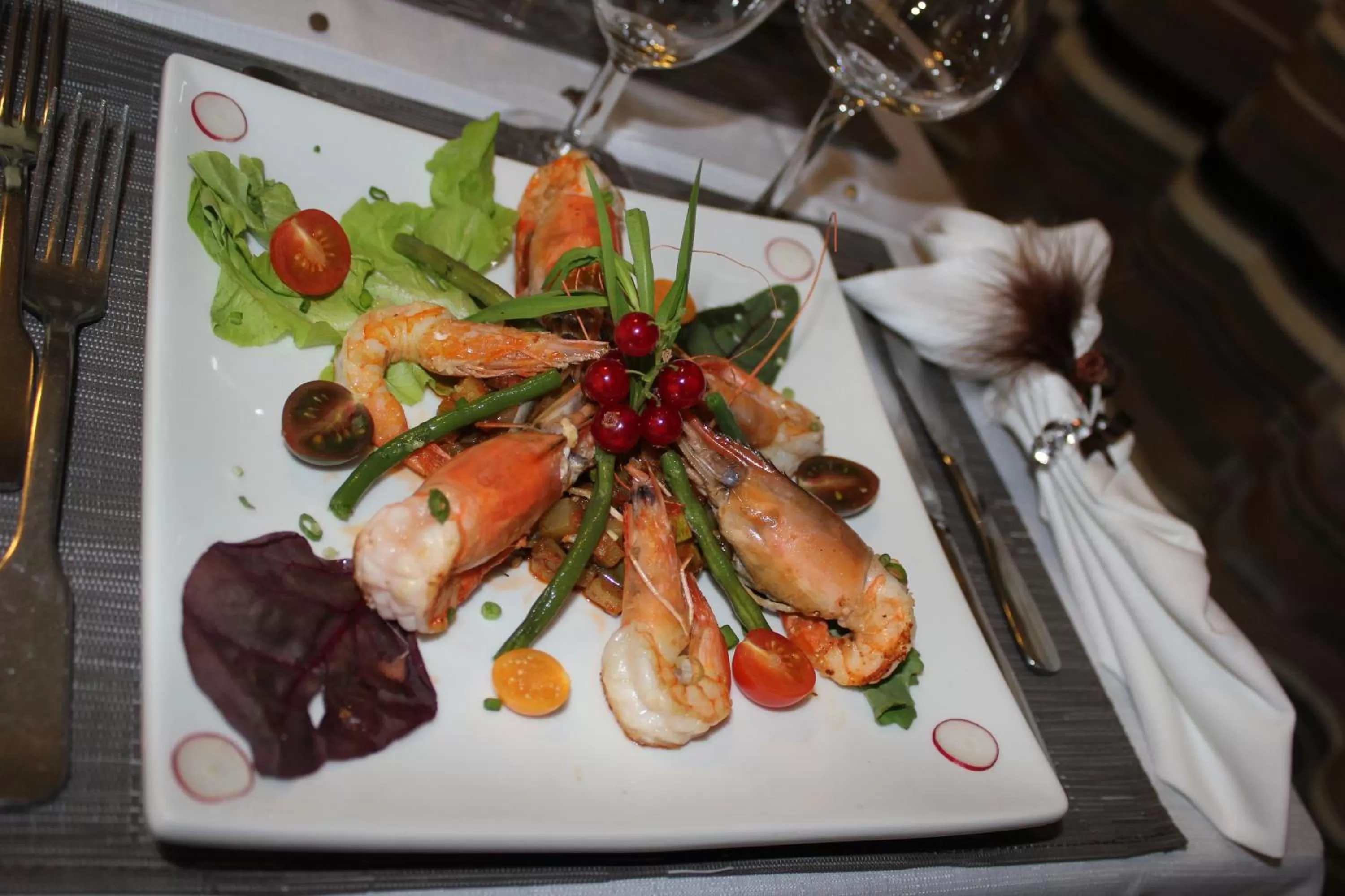 Restaurant/places to eat in Hotel La Maison Creole