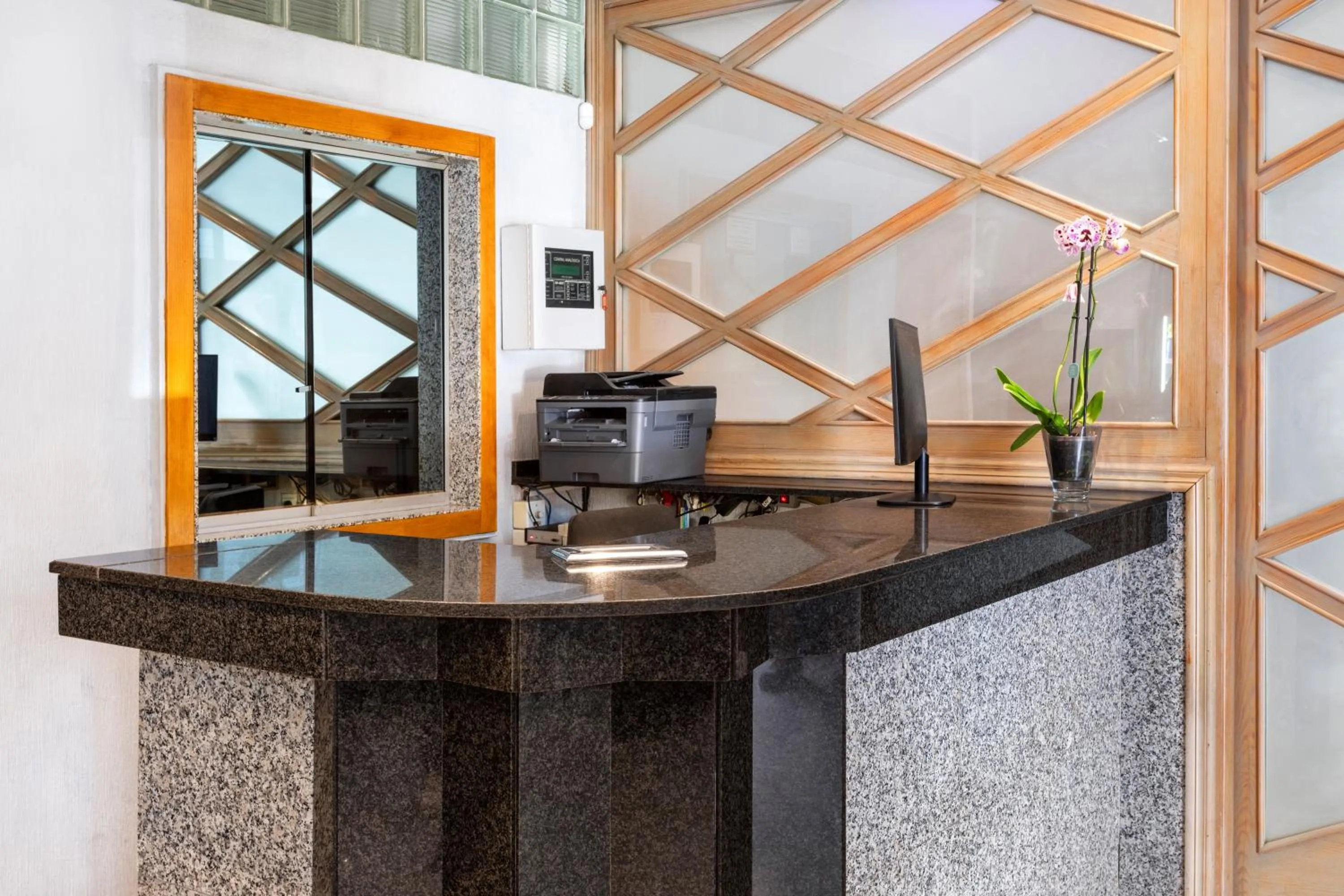 Lobby or reception in Hotel Andalucía