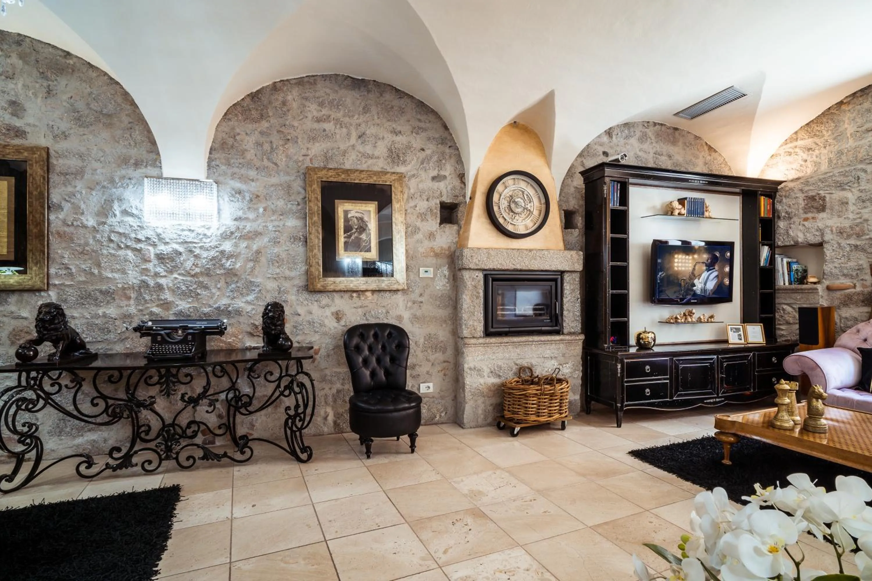 Lobby or reception in La Locanda Del Conte Mameli