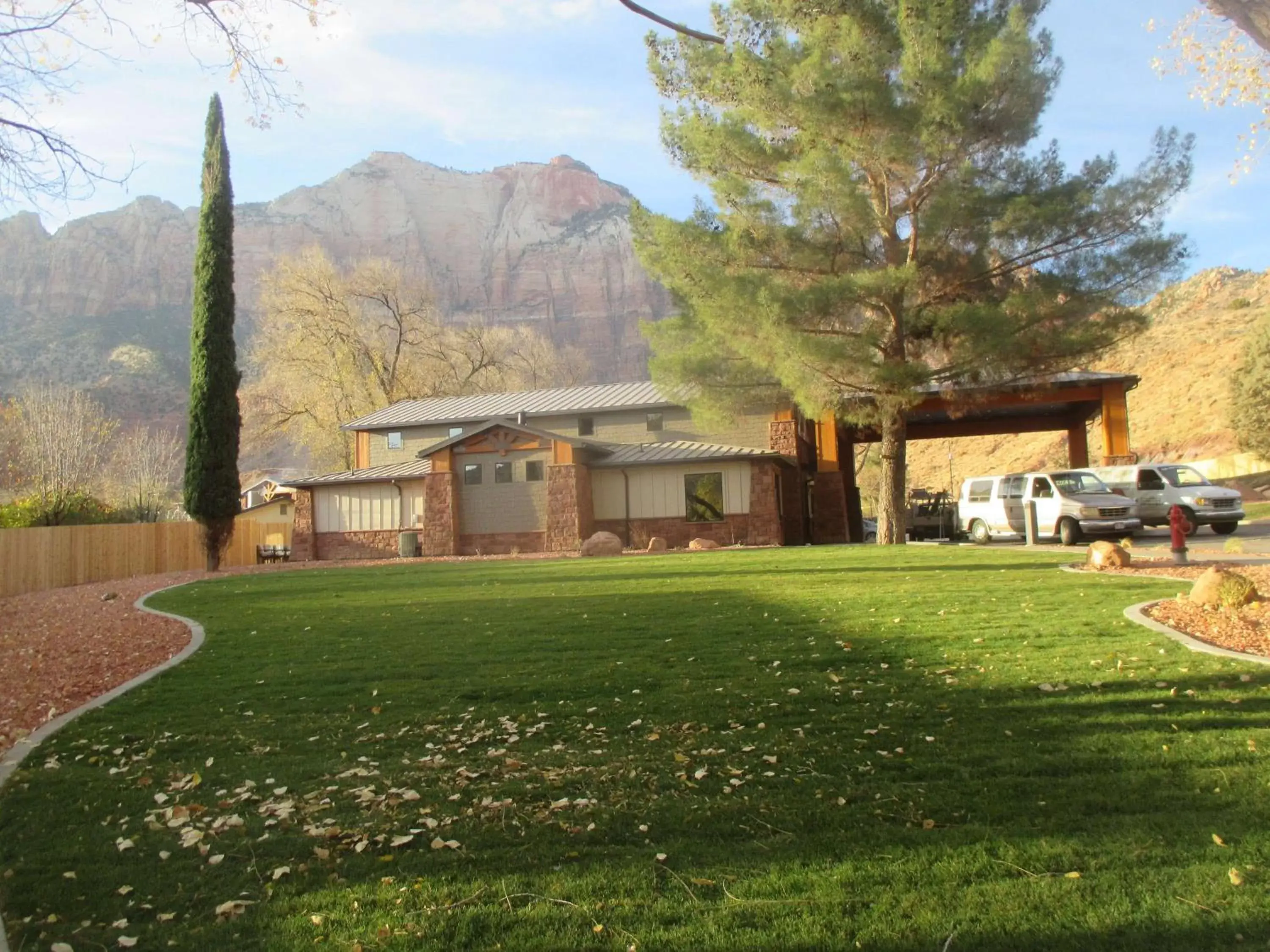 Property Building in Best Western Plus Zion Canyon Inn & Suites