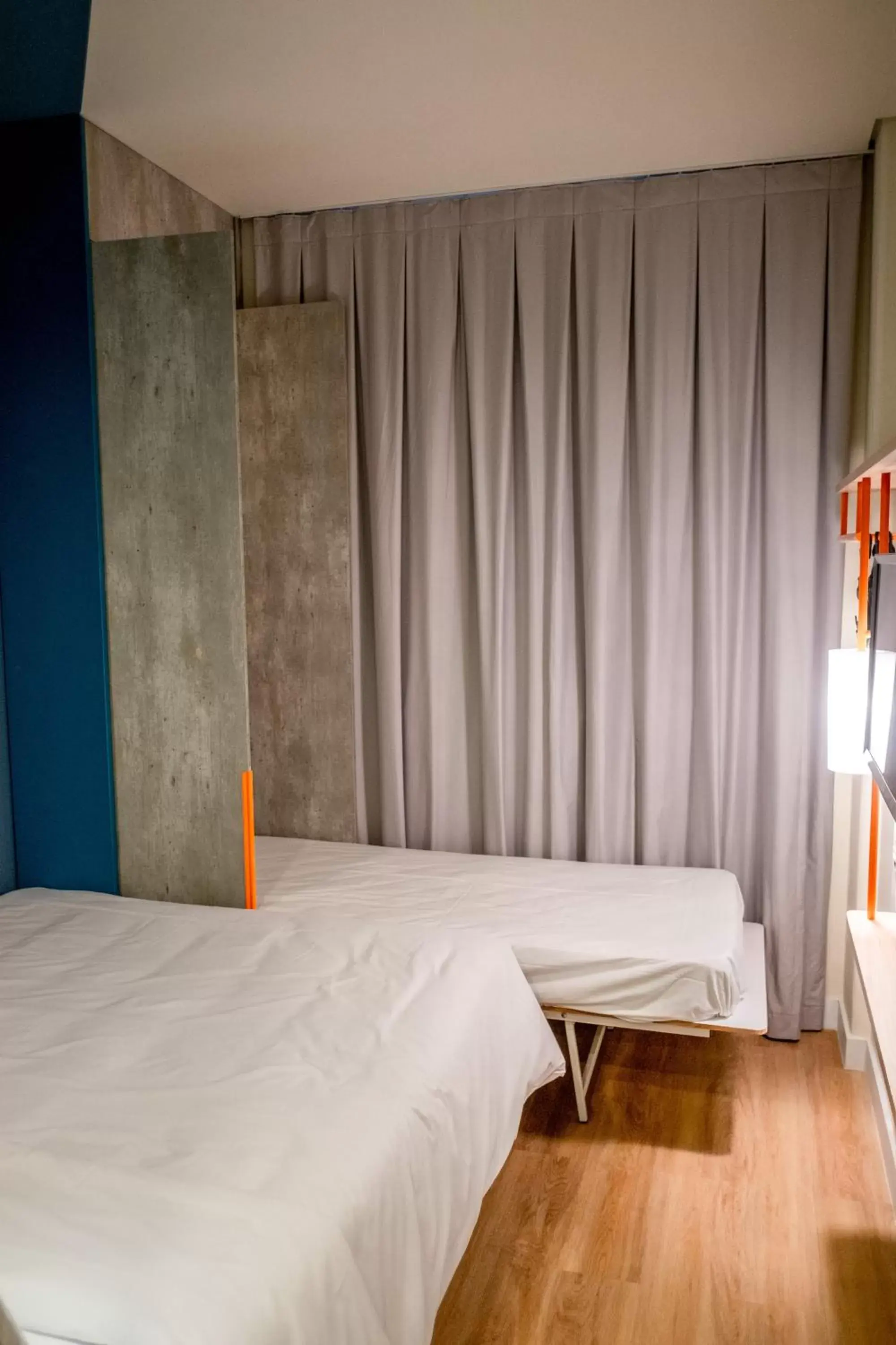 Bed in ibis budget Leme SP