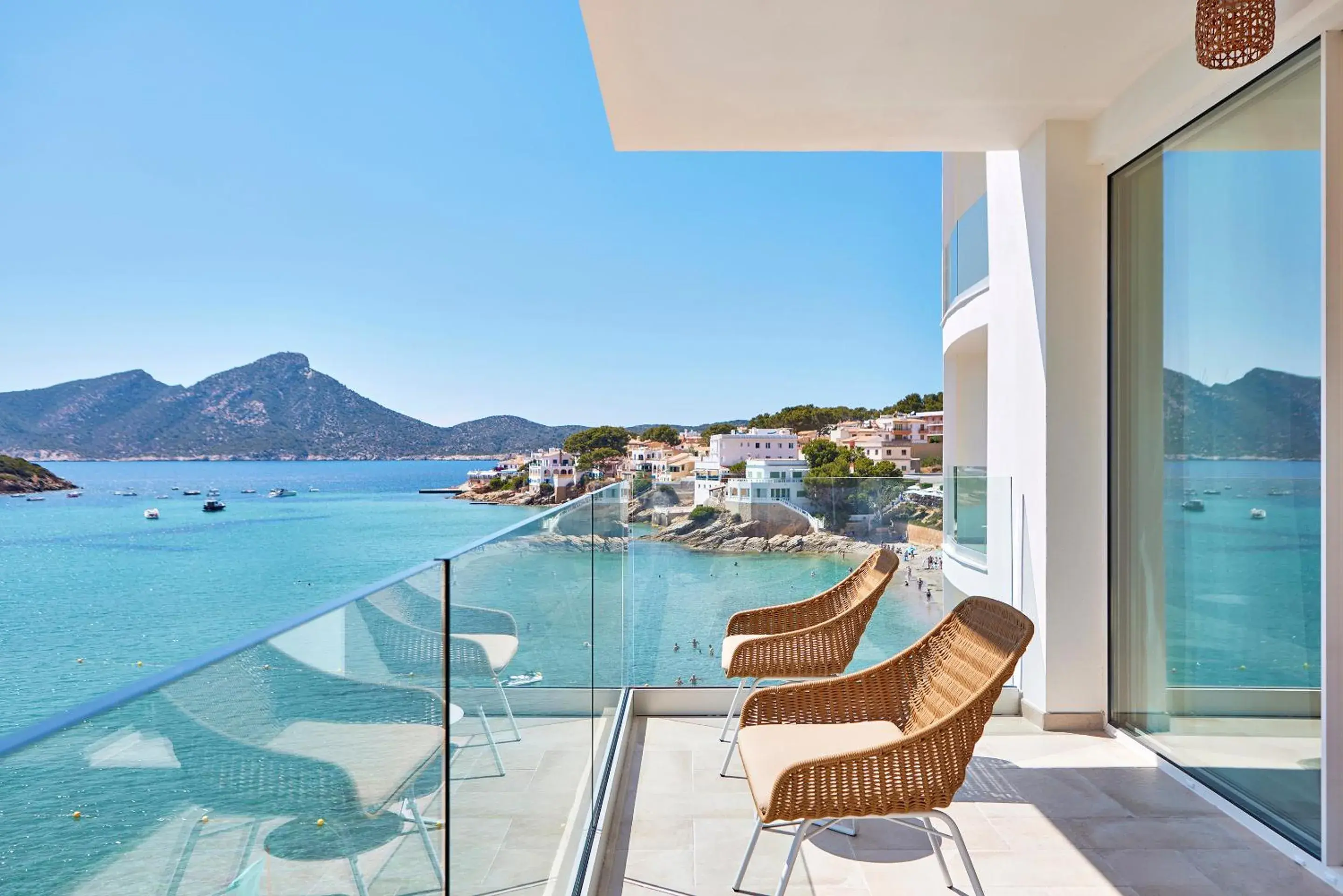 Balcony/Terrace, Pool View in Universal Hotel Aquamarin