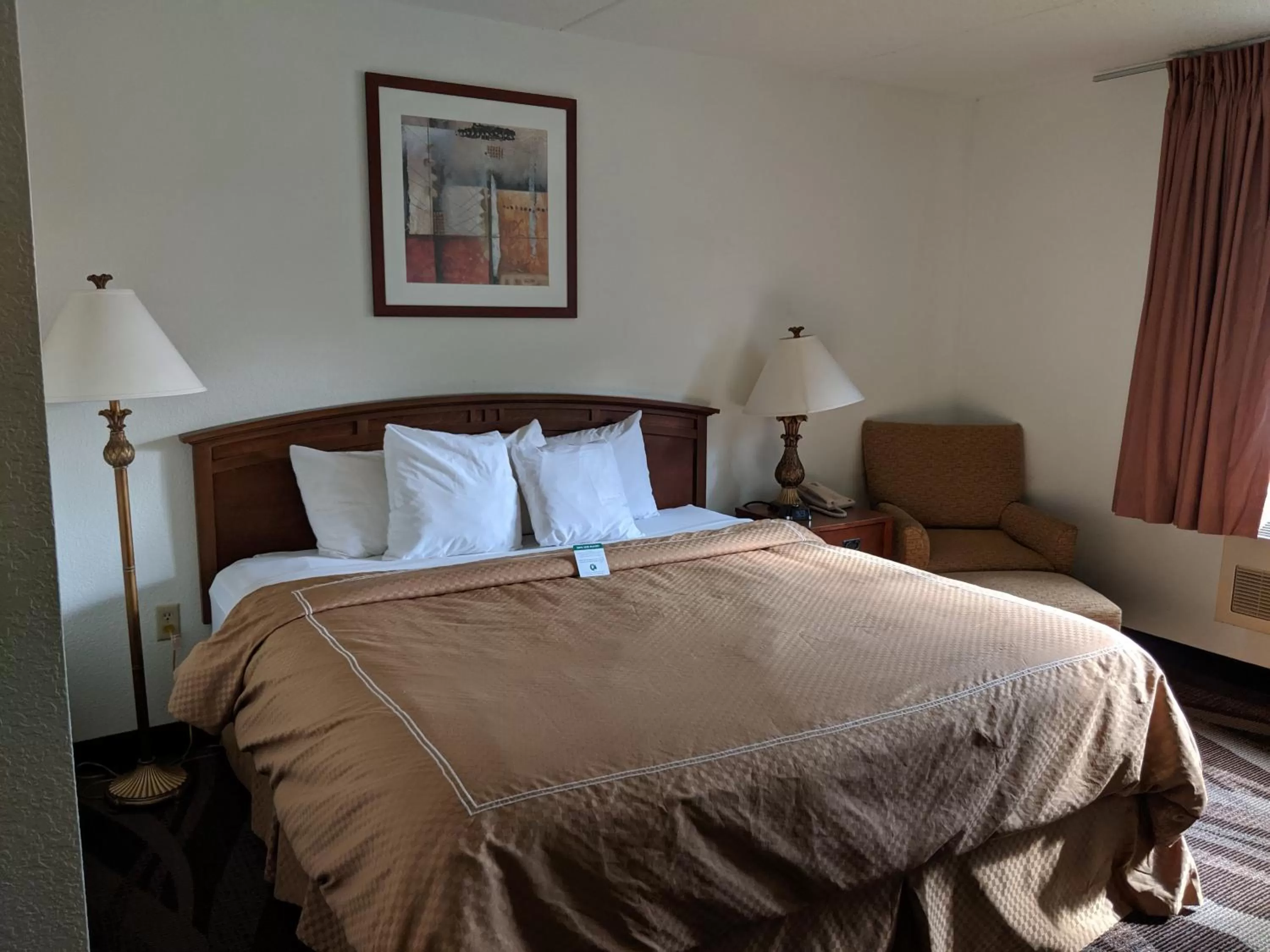 Bed in Boarders Inn and Suites by Cobblestone Hotels - Ripon