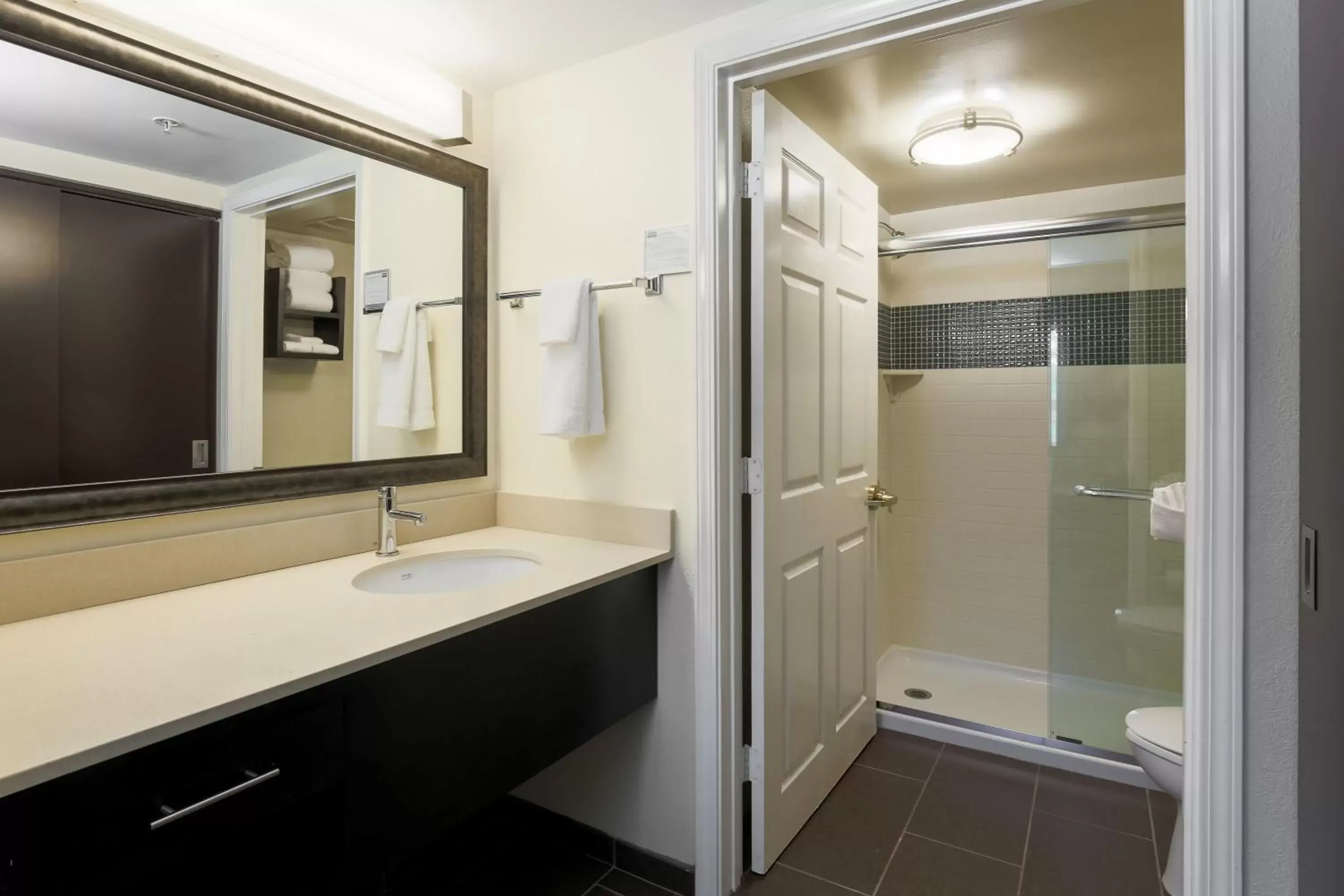 Photo of the whole room, Bathroom in Staybridge Suites-Philadelphia/Mount Laurel, an IHG Hotel