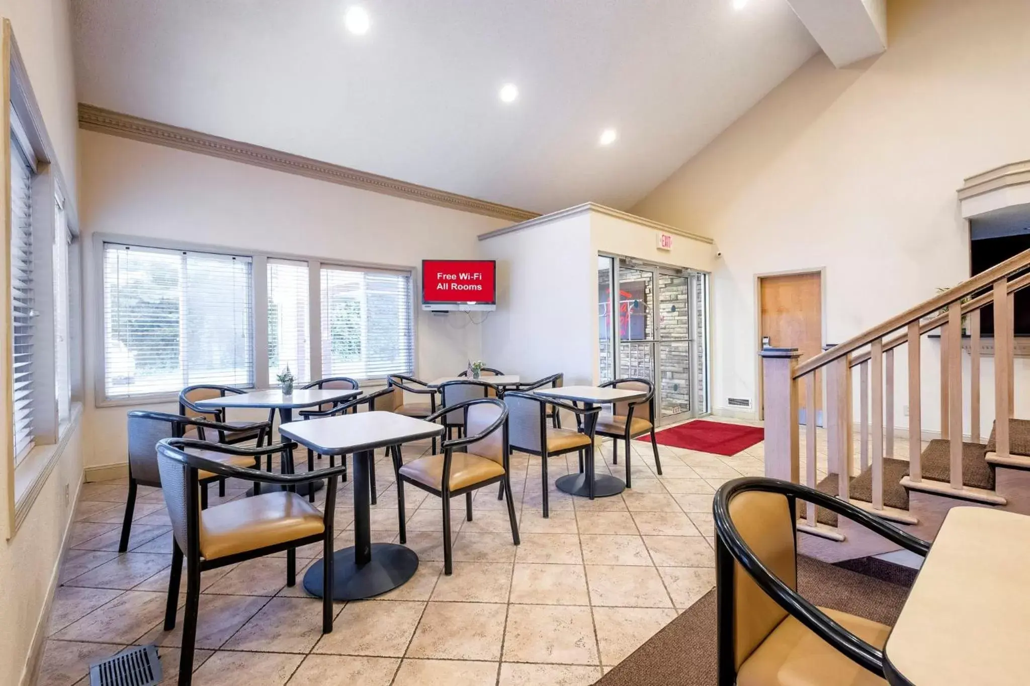 Breakfast, Restaurant/Places to Eat in Red Roof Inn Clifton Park