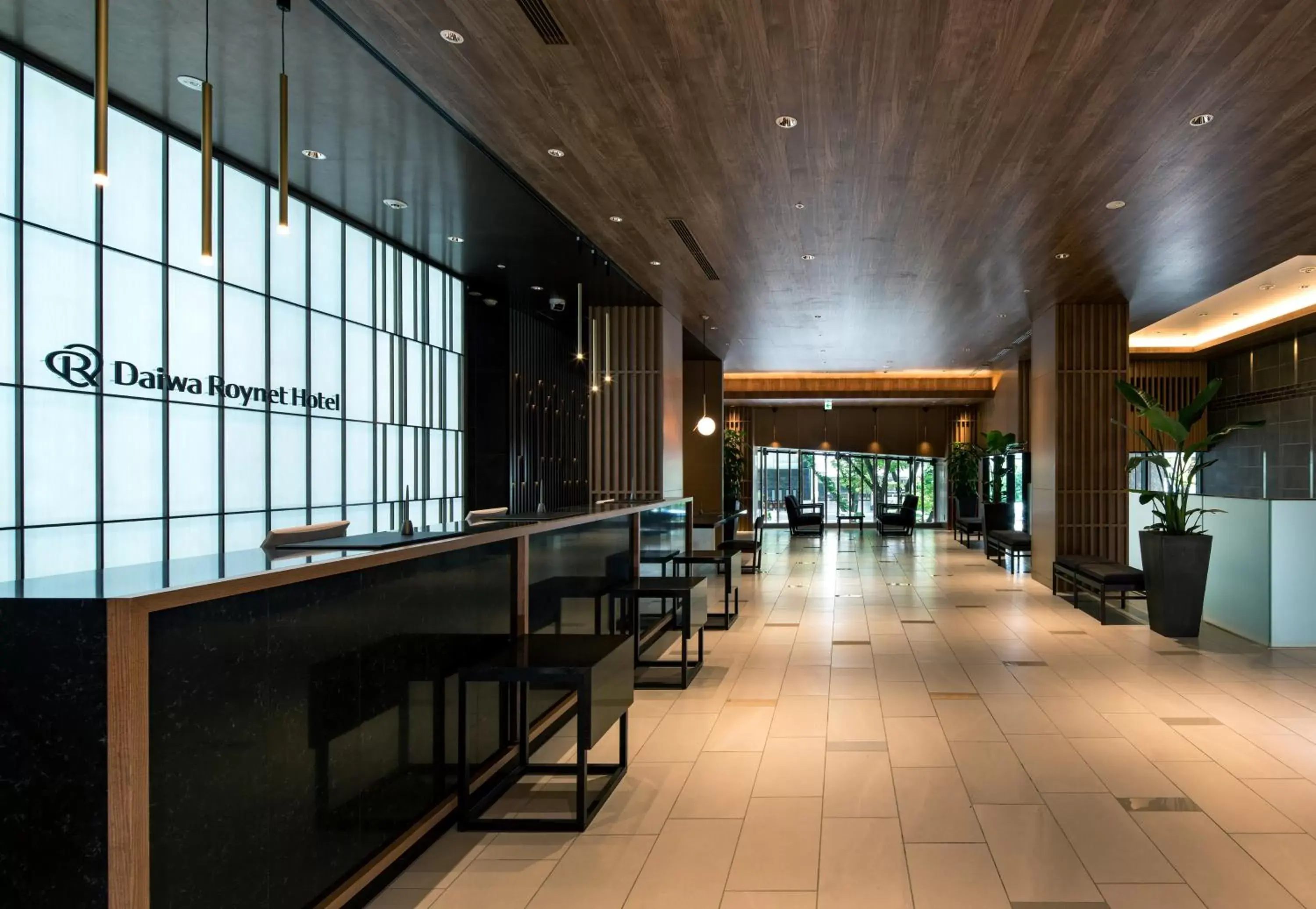 Lobby or reception in Daiwa Roynet Hotel Hakata Reisen PREMIER Lobby or reception in Daiwa Roynet Hotel Hakata Reisen PREMIER