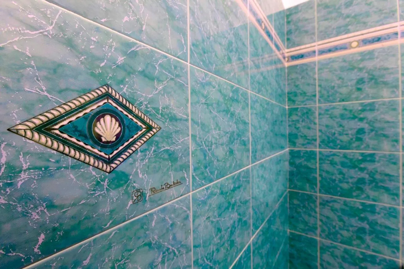 Bathroom in Baia D'Argento