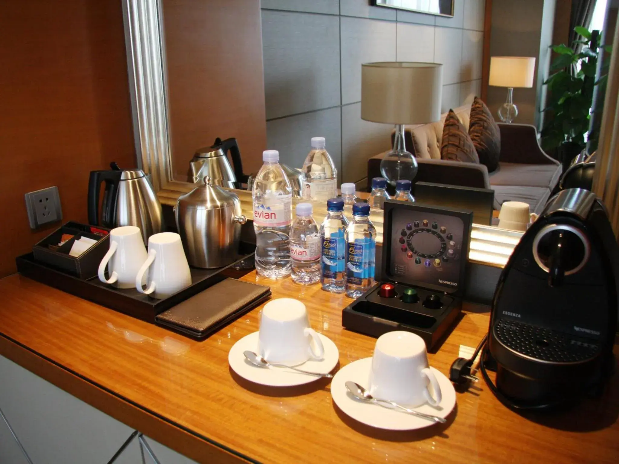 Coffee/tea facilities in Wanda Realm Beijing