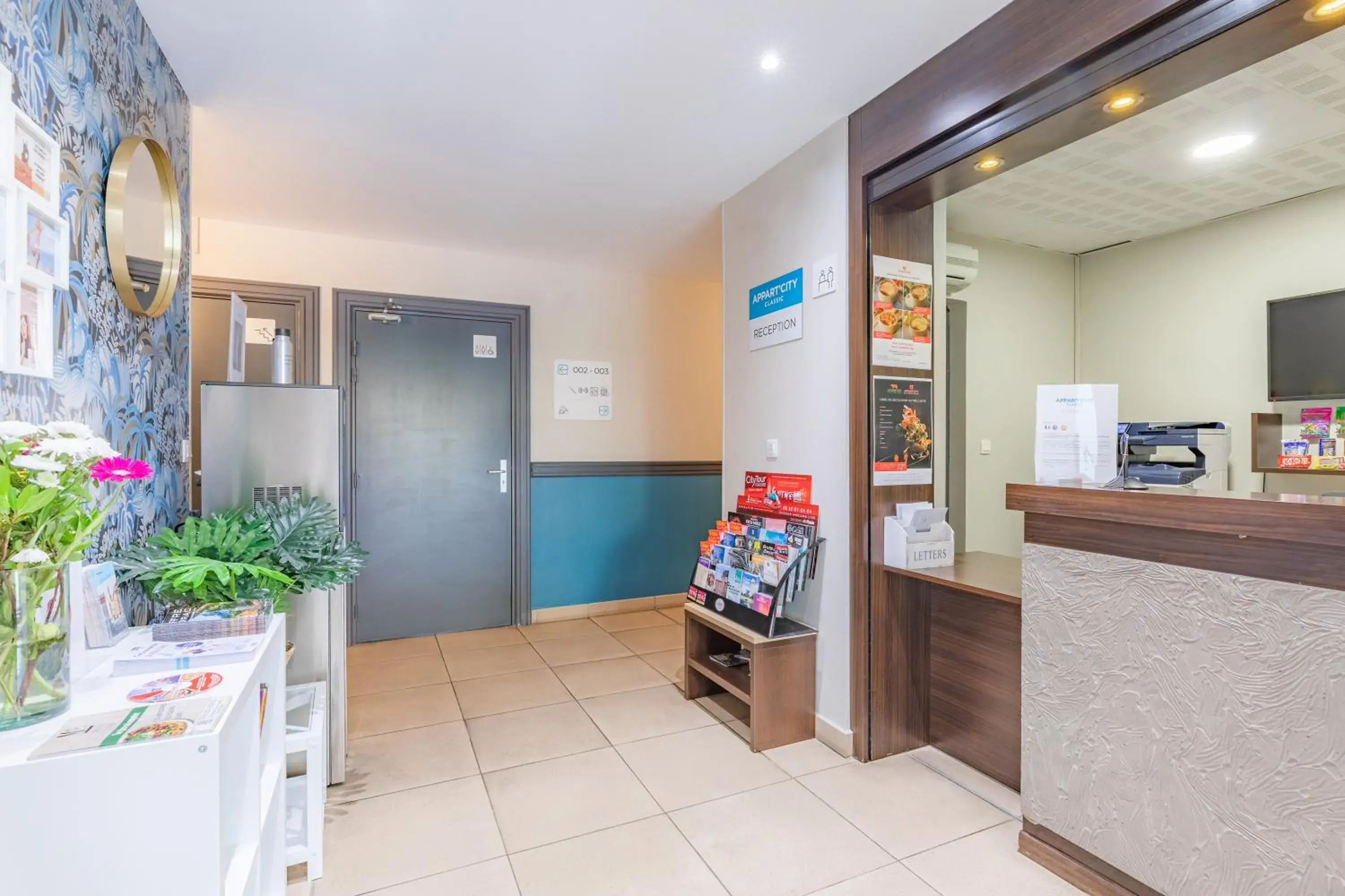 Lobby or reception in Appart'City Classic Toulouse Colomiers Lobby or reception in Appart'City Classic Toulouse Colomiers