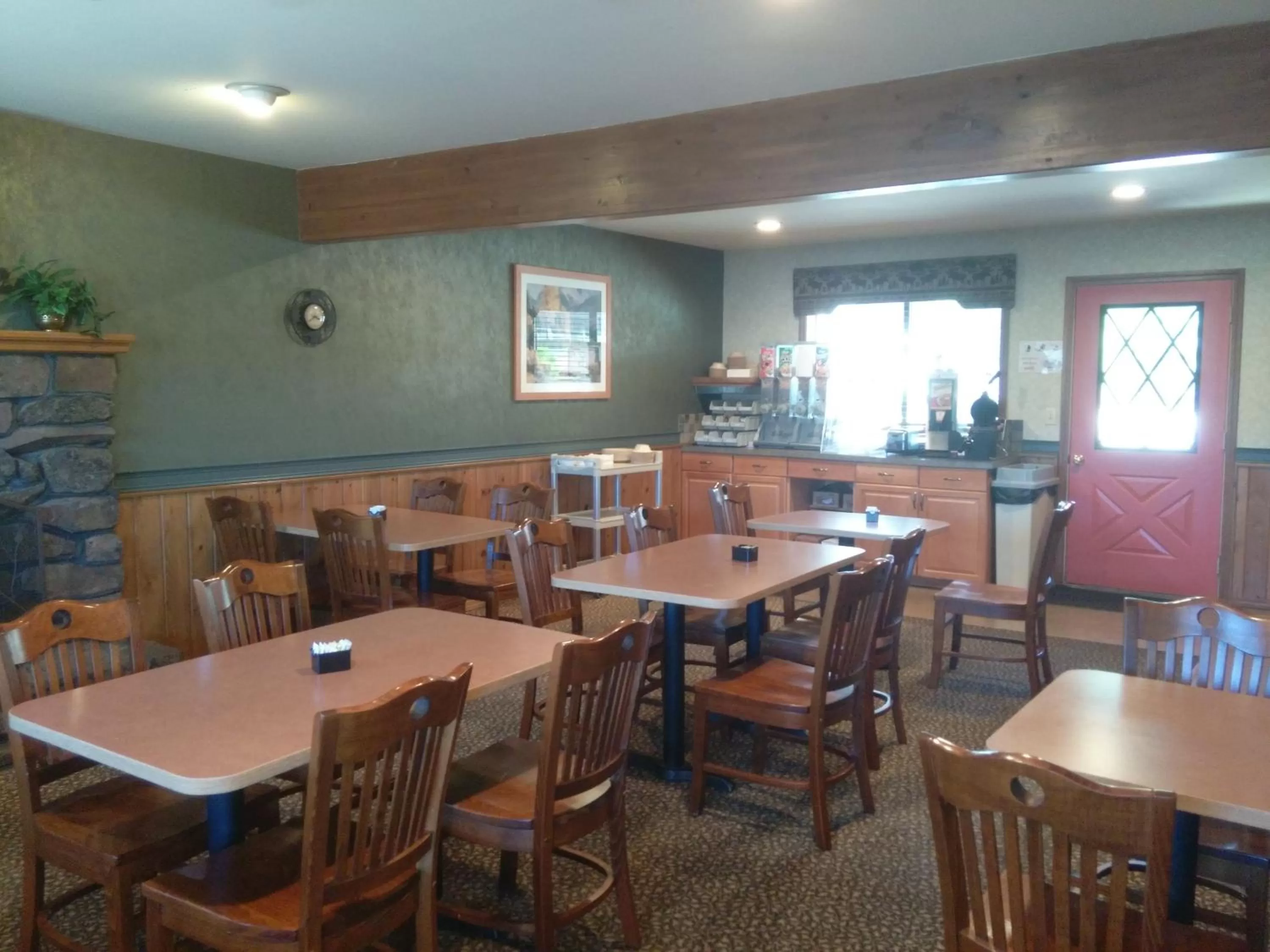 Restaurant/places to eat in Stewart Lodge