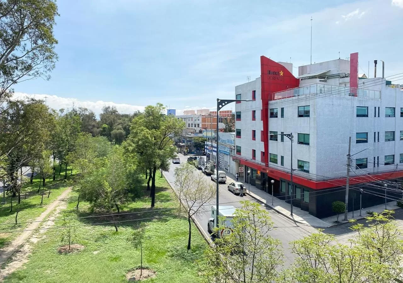 Property building in Hotel Estrella de Oriente