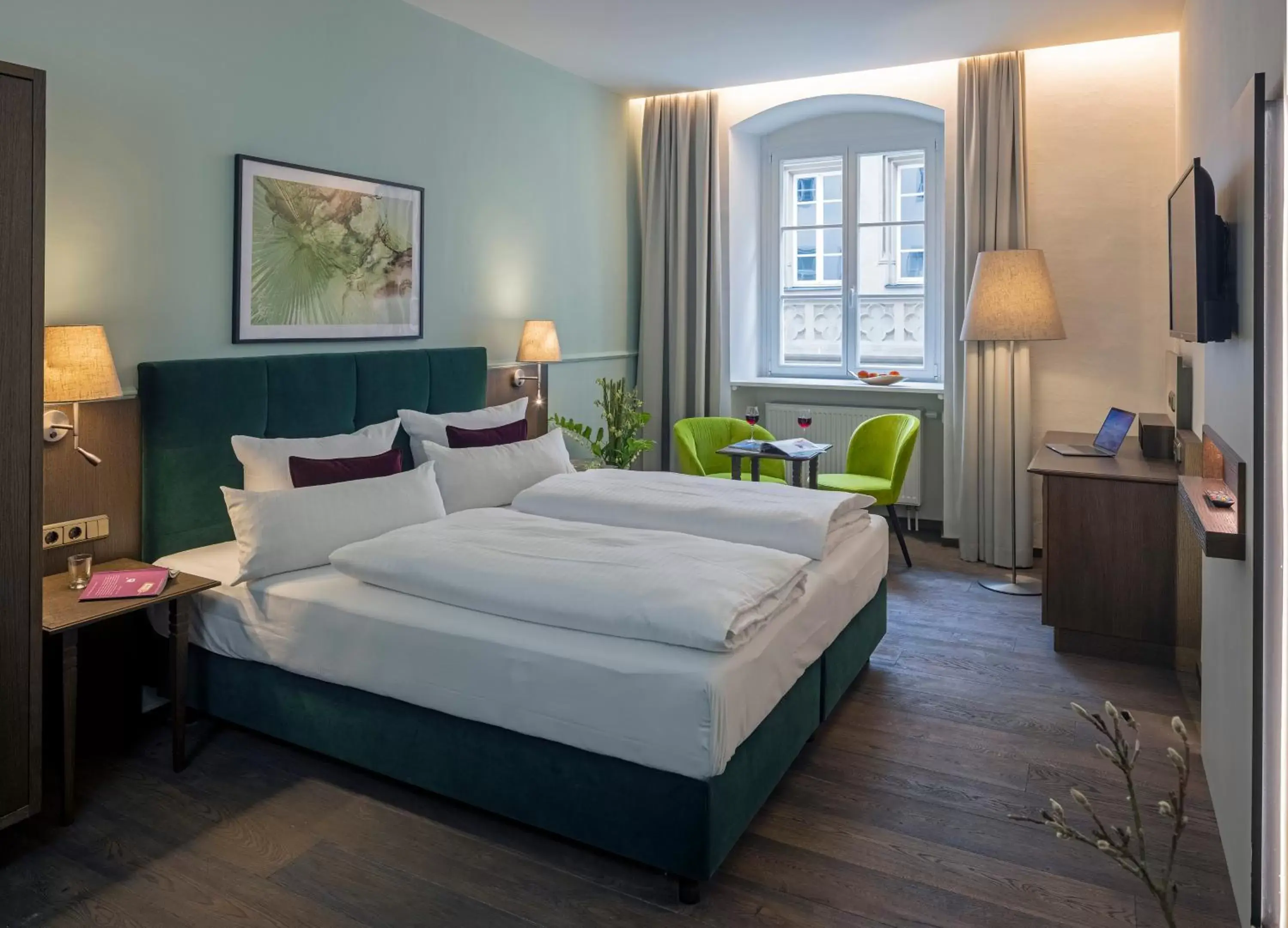 Photo of the whole room, Bed in Altstadthotel der Patrizier