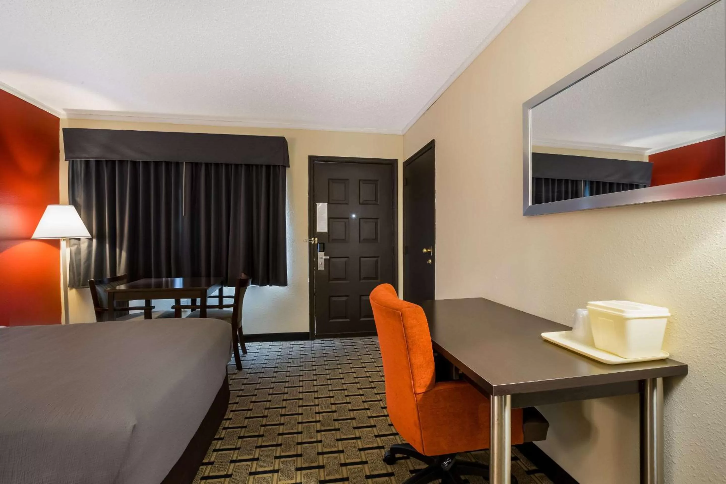 Bedroom, Bed in Quality Inn & Suites Millville