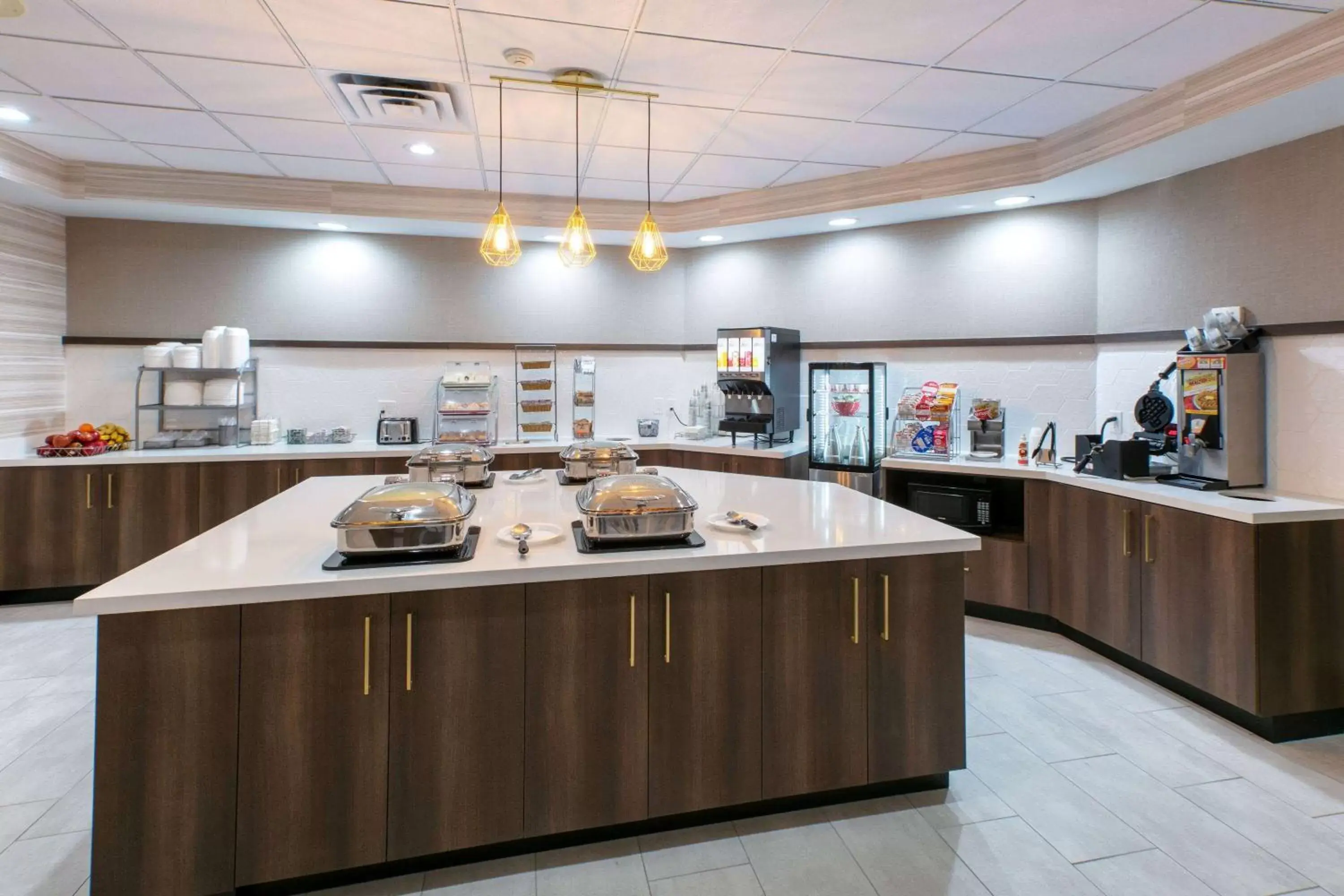 Restaurant/places to eat in Wingate by Wyndham - DFW North Restaurant/places to eat in Wingate by Wyndham - DFW North