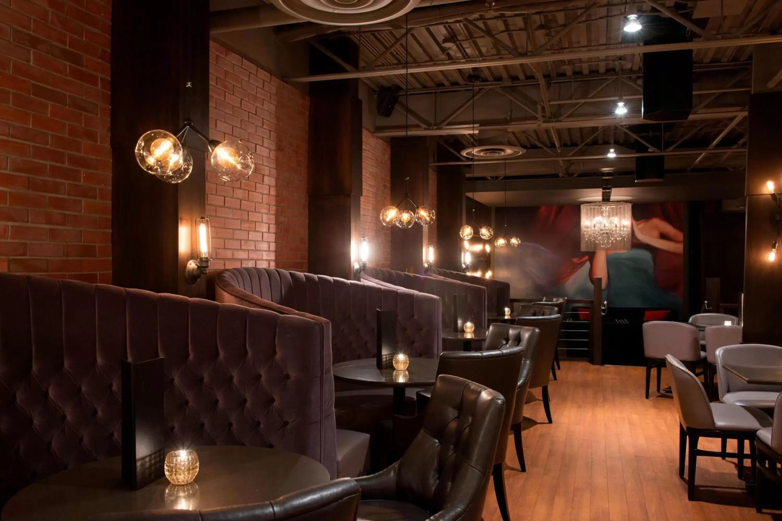 Lounge or bar, Restaurant/Places to Eat in Sheraton Cavalier Saskatoon Hotel