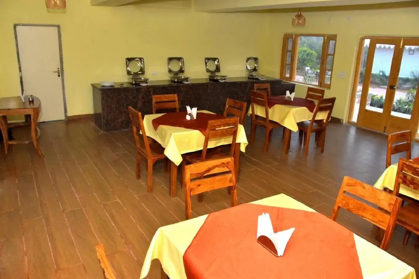 Restaurant/places to eat in Madho Bagh Restaurant/places to eat in Madho Bagh