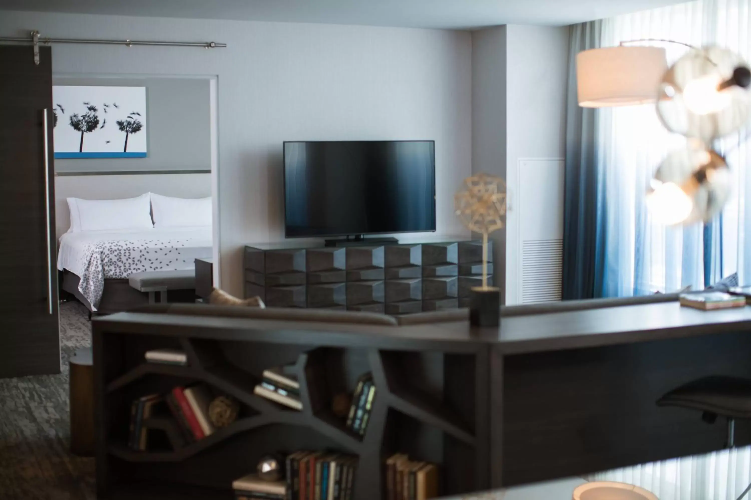 Bedroom, TV/Entertainment Center in Renaissance Schaumburg Convention Center Hotel