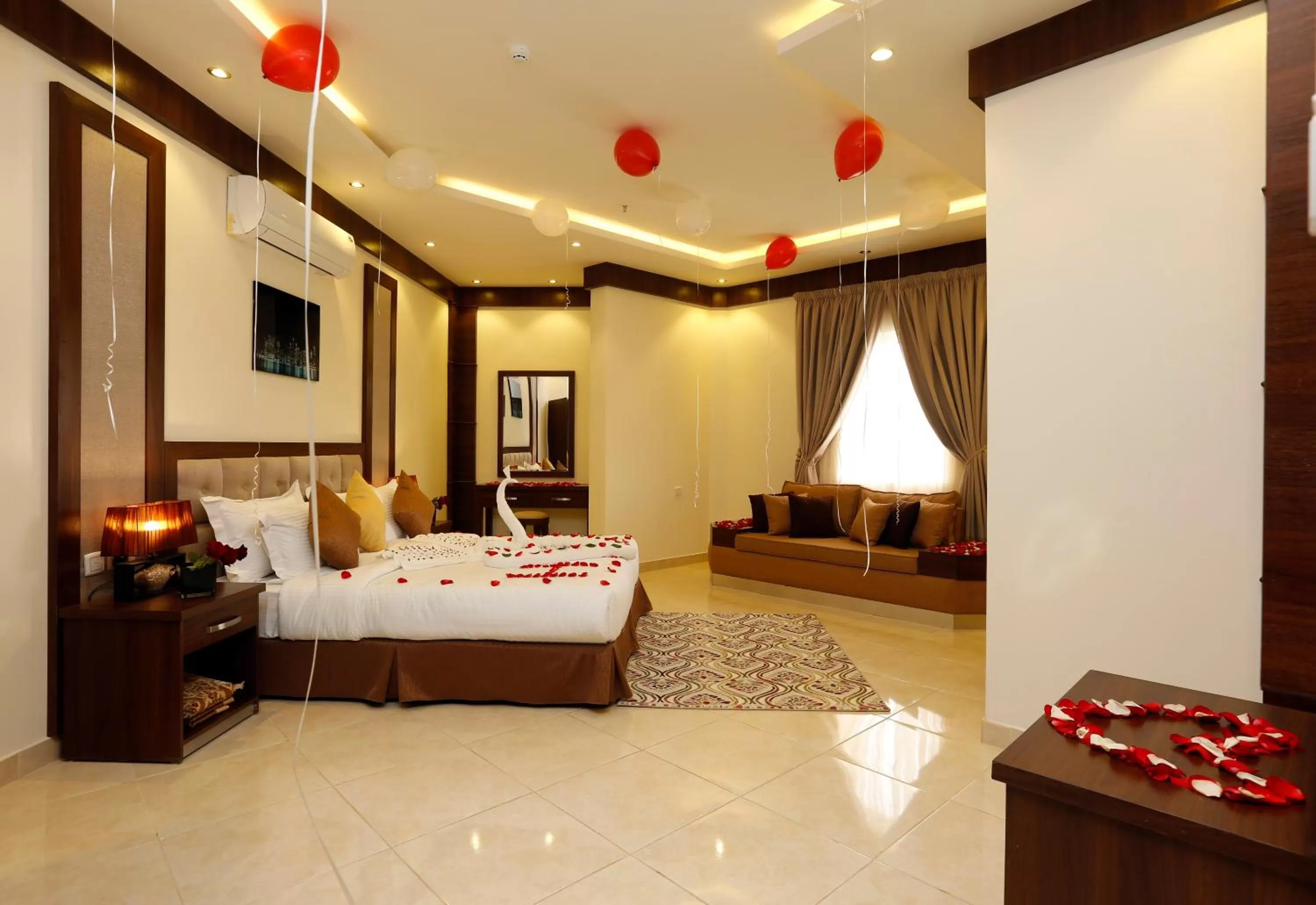 Photo of the whole room, Bed in Innyar Hotel