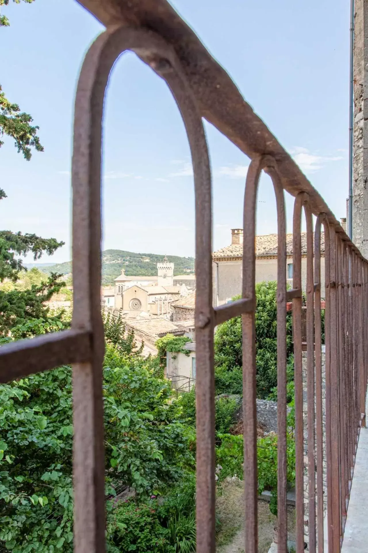 City view in LES JARDINS DE LA CATHÉDRALE chambres d Hôtes gîte de groupe