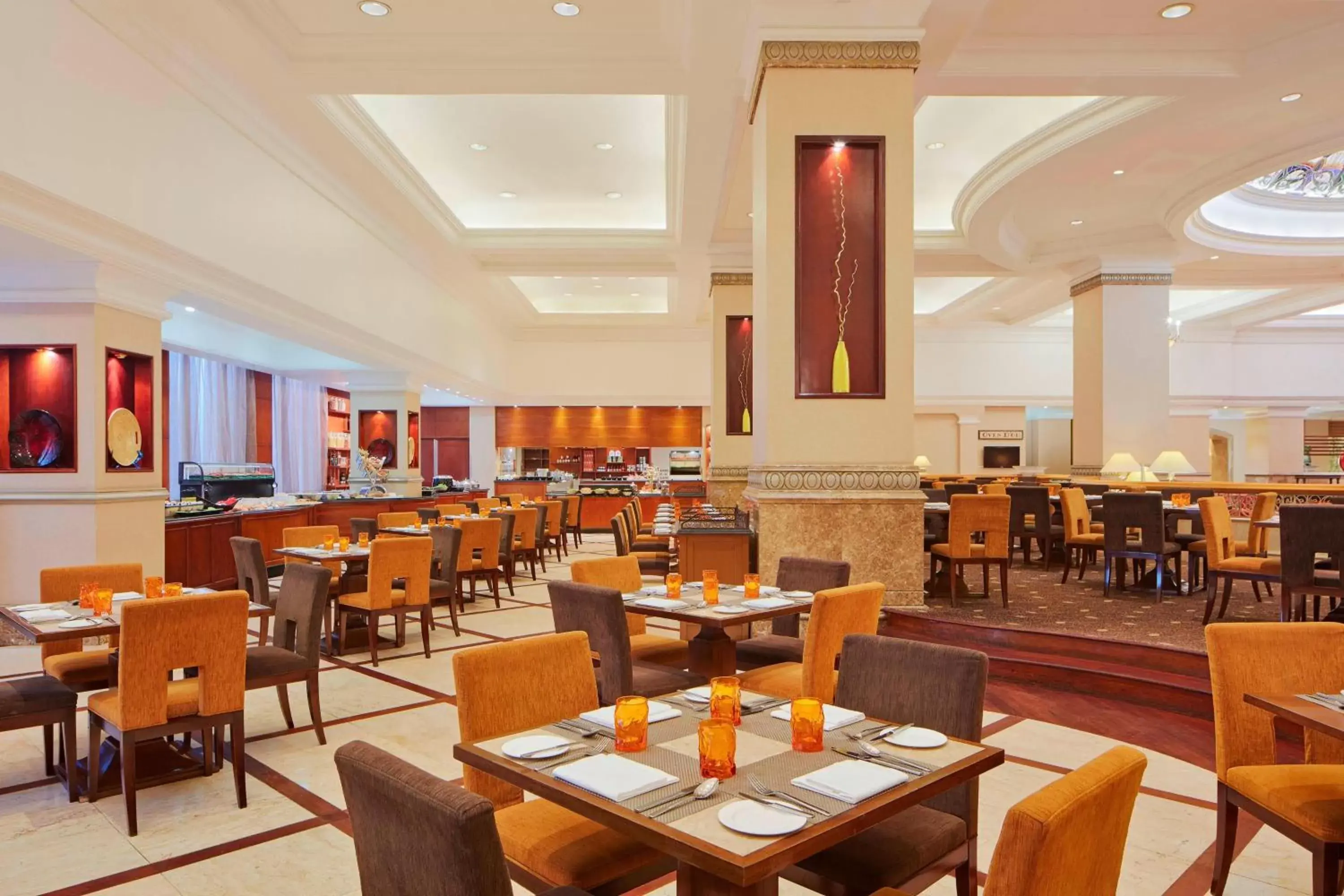 Restaurant/Places to Eat in Sheraton Hanoi Hotel