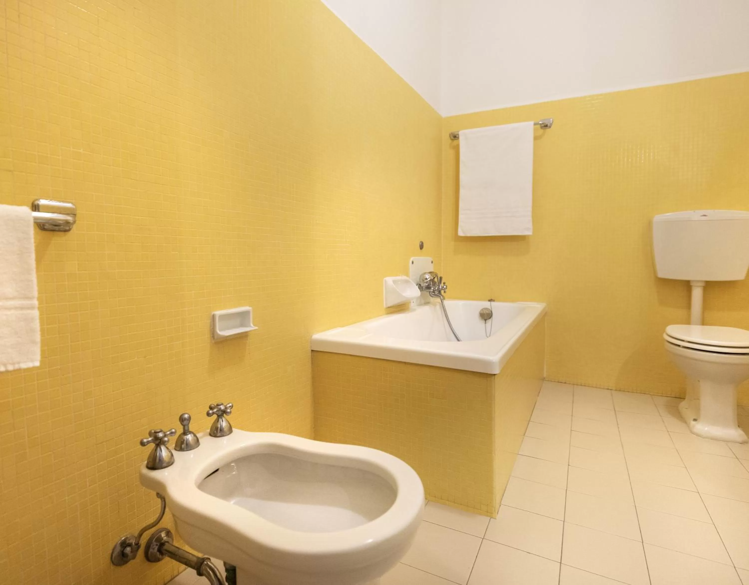 Toilet in Hotel Palace Bologna Centro