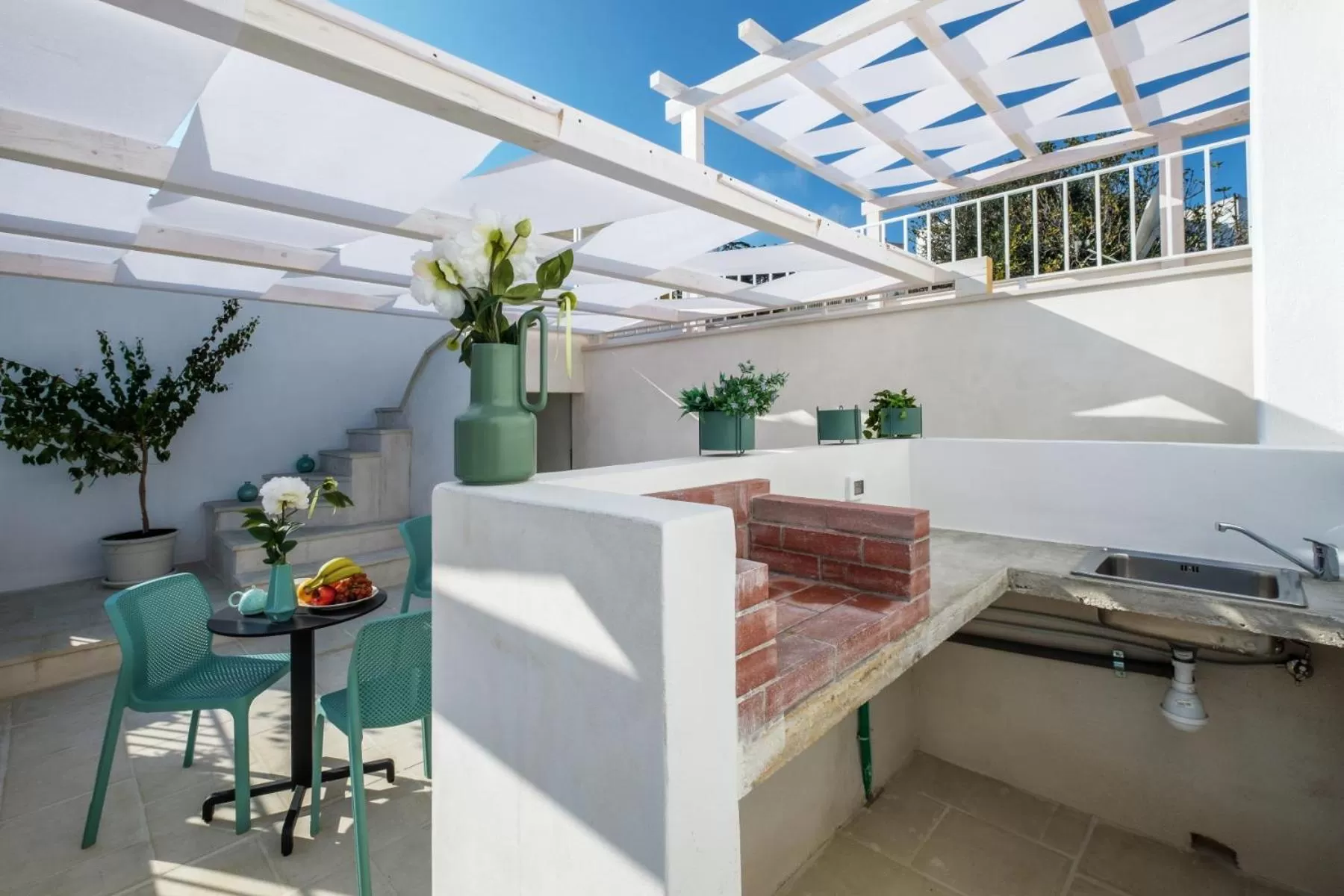 Patio in La Bella Ostuni Suites