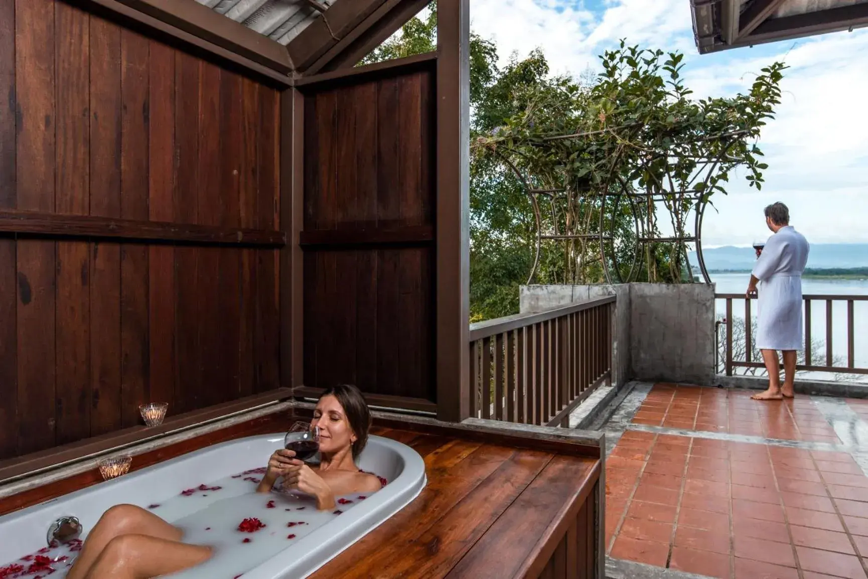 Bathroom in Bansaeo Garden and Resort