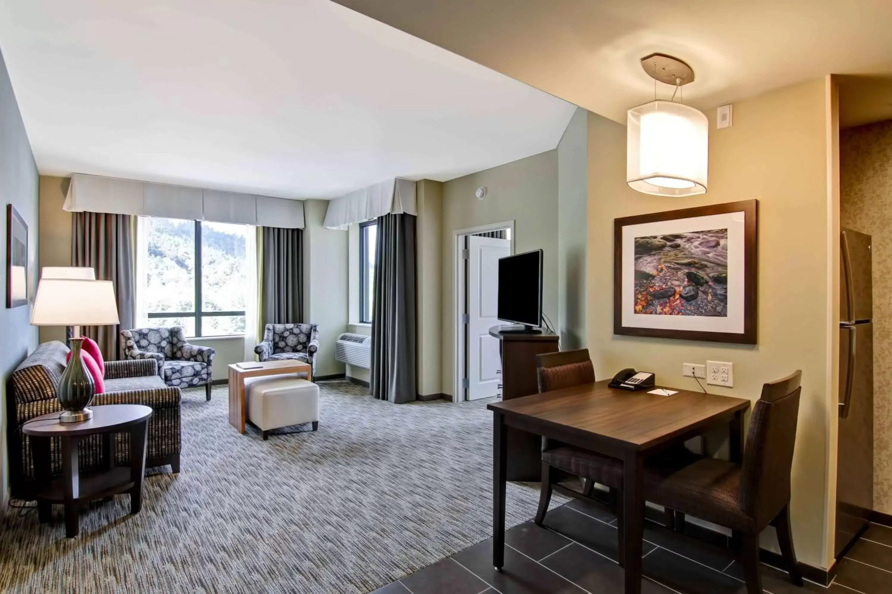 Living room, Seating Area in Homewood Suites by Hilton Seattle-Issaquah