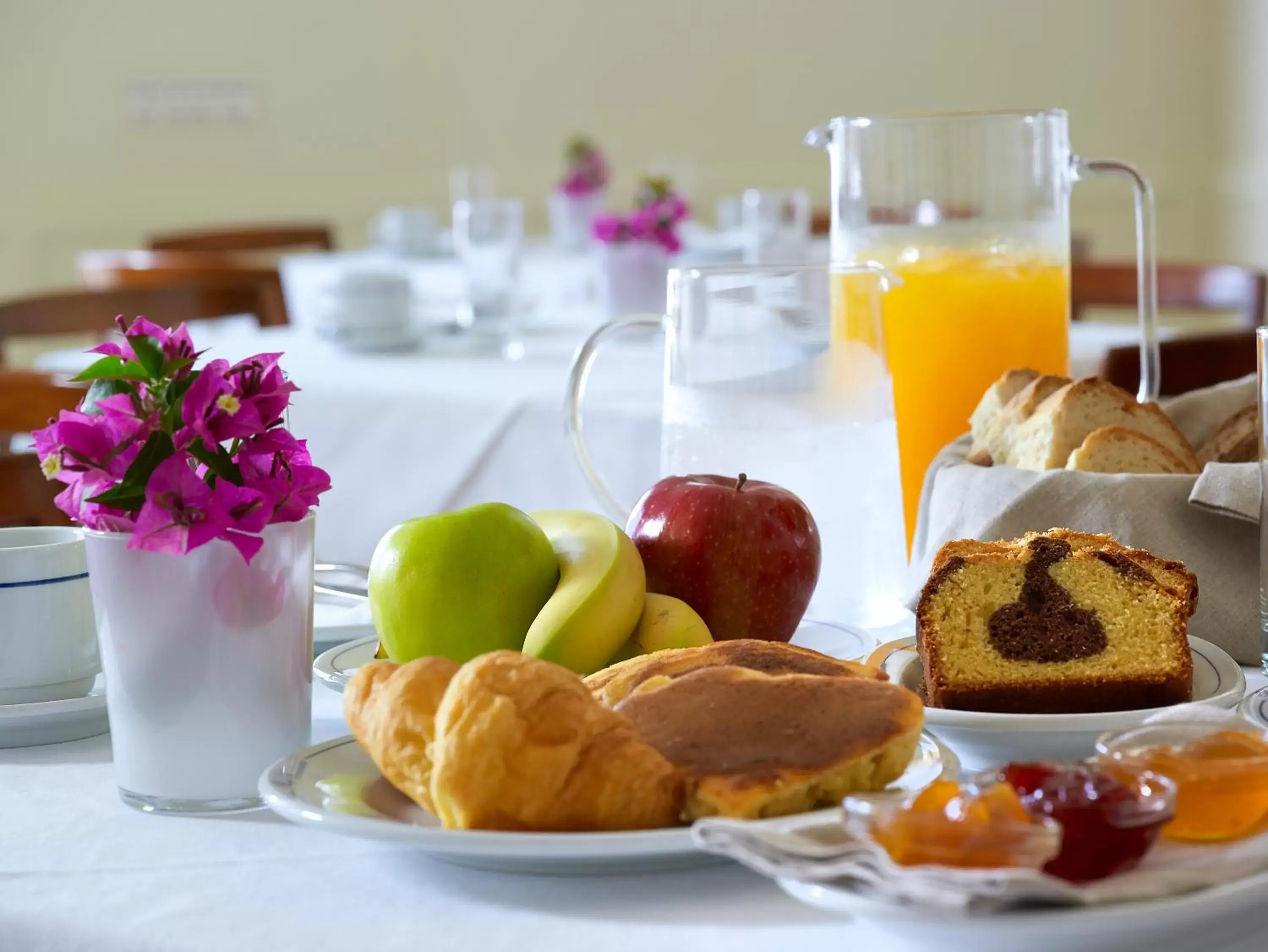 Restaurant/places to eat, Breakfast in Porto Veneziano Hotel