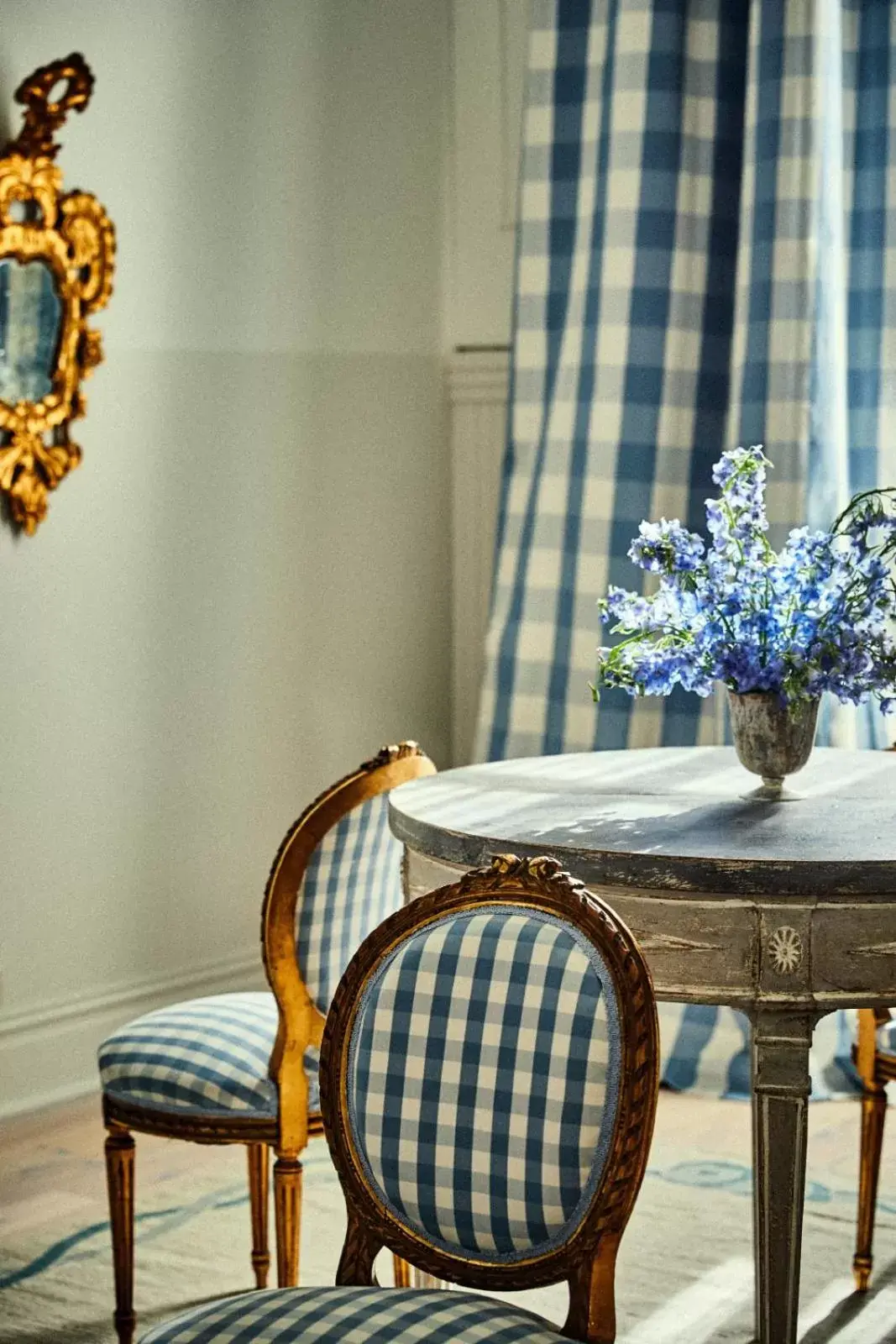 Bedroom, Dining Area in Hotel Peter and Paul