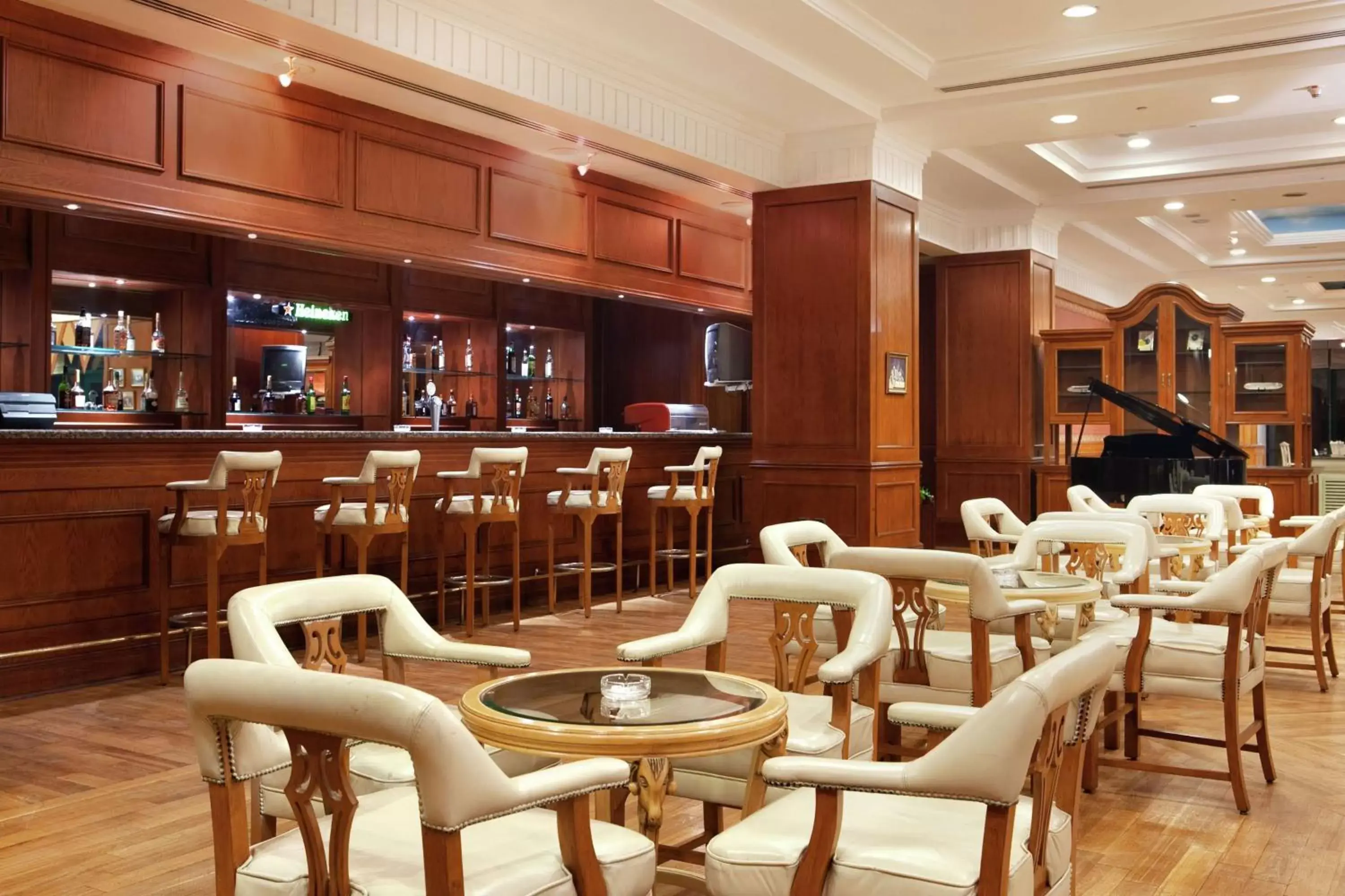 Lounge or bar, Lounge/Bar in Hilton Pyramids Golf