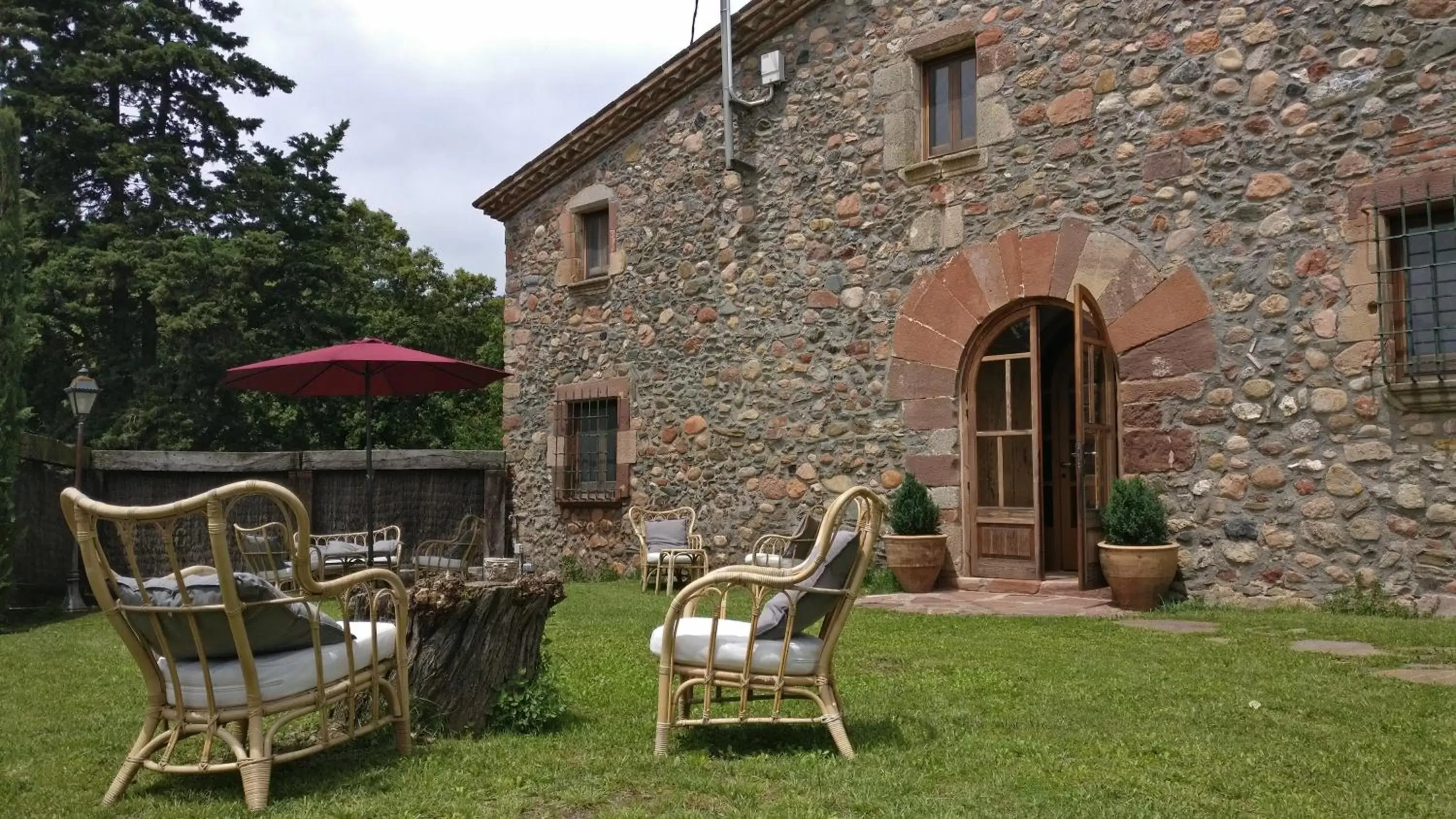 Garden, Property Building in Masia Can Bachs
