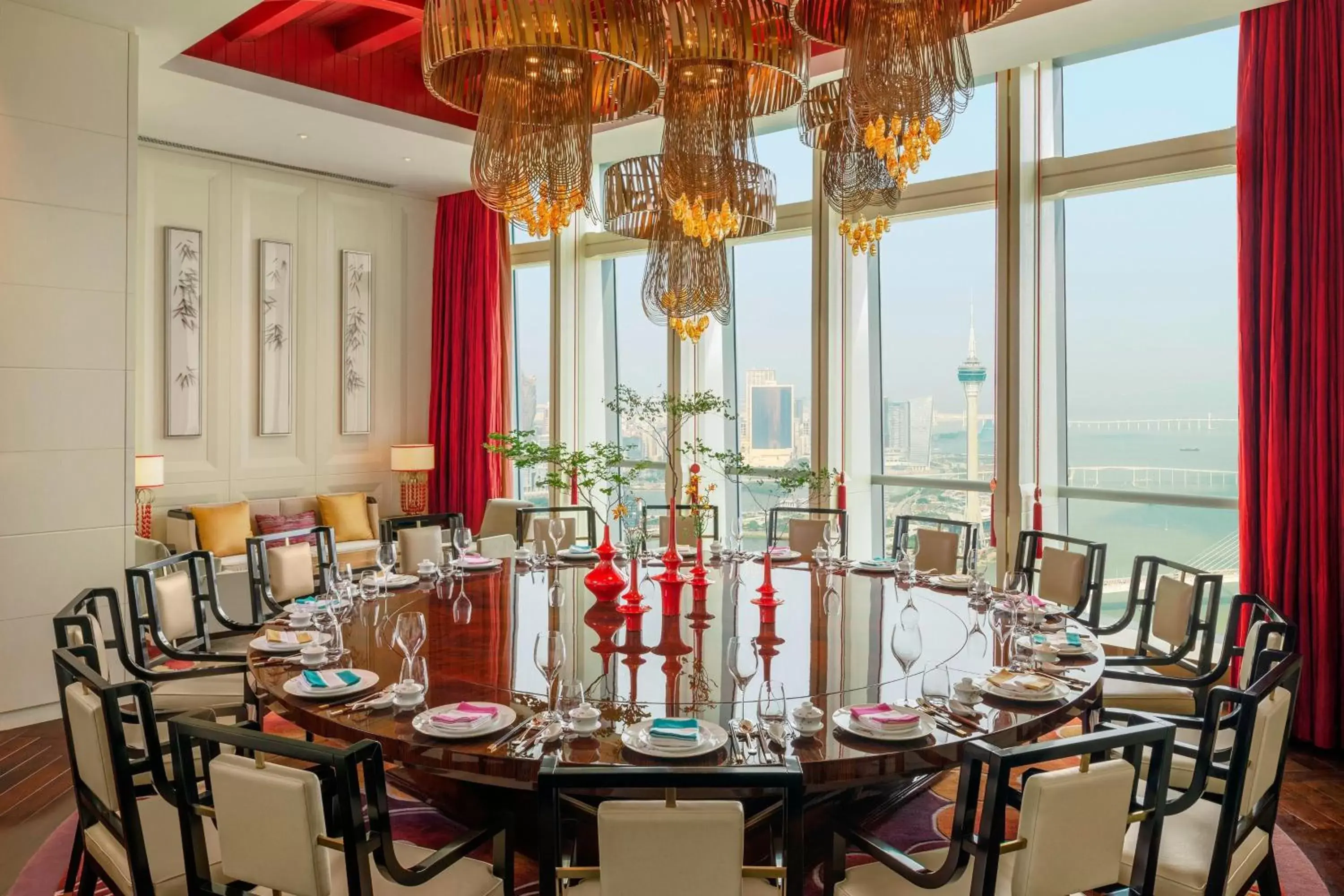 Restaurant/Places to Eat in The St. Regis Zhuhai