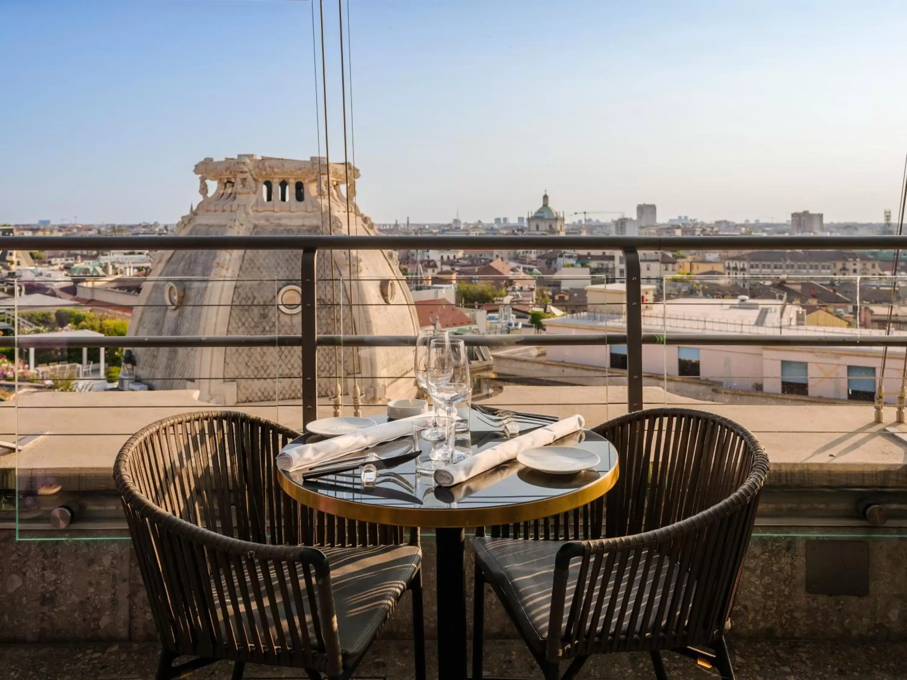 Restaurant/places to eat in Hotel Dei Cavalieri Milano Duomo
