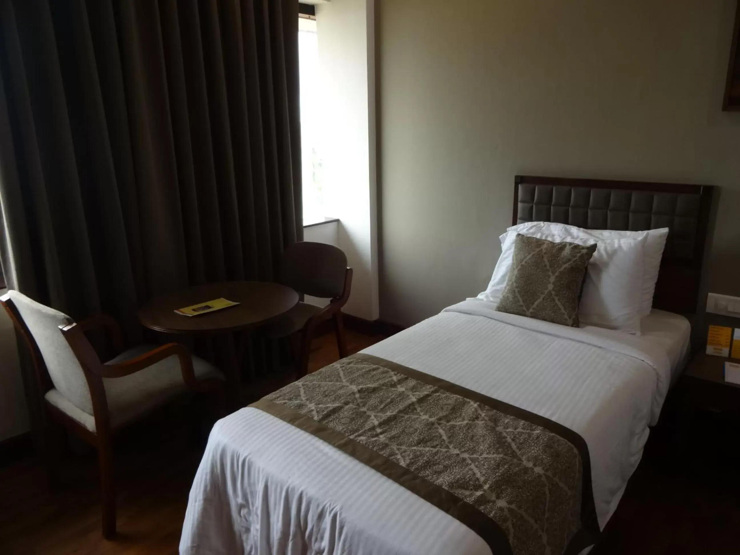 Bedroom, Bed in Keys Select by Lemon Tree Hotels, Malabar Gate, Kozhikode Bedroom, Bed in Keys Select by Lemon Tree Hotels, Malabar Gate, Kozhikode