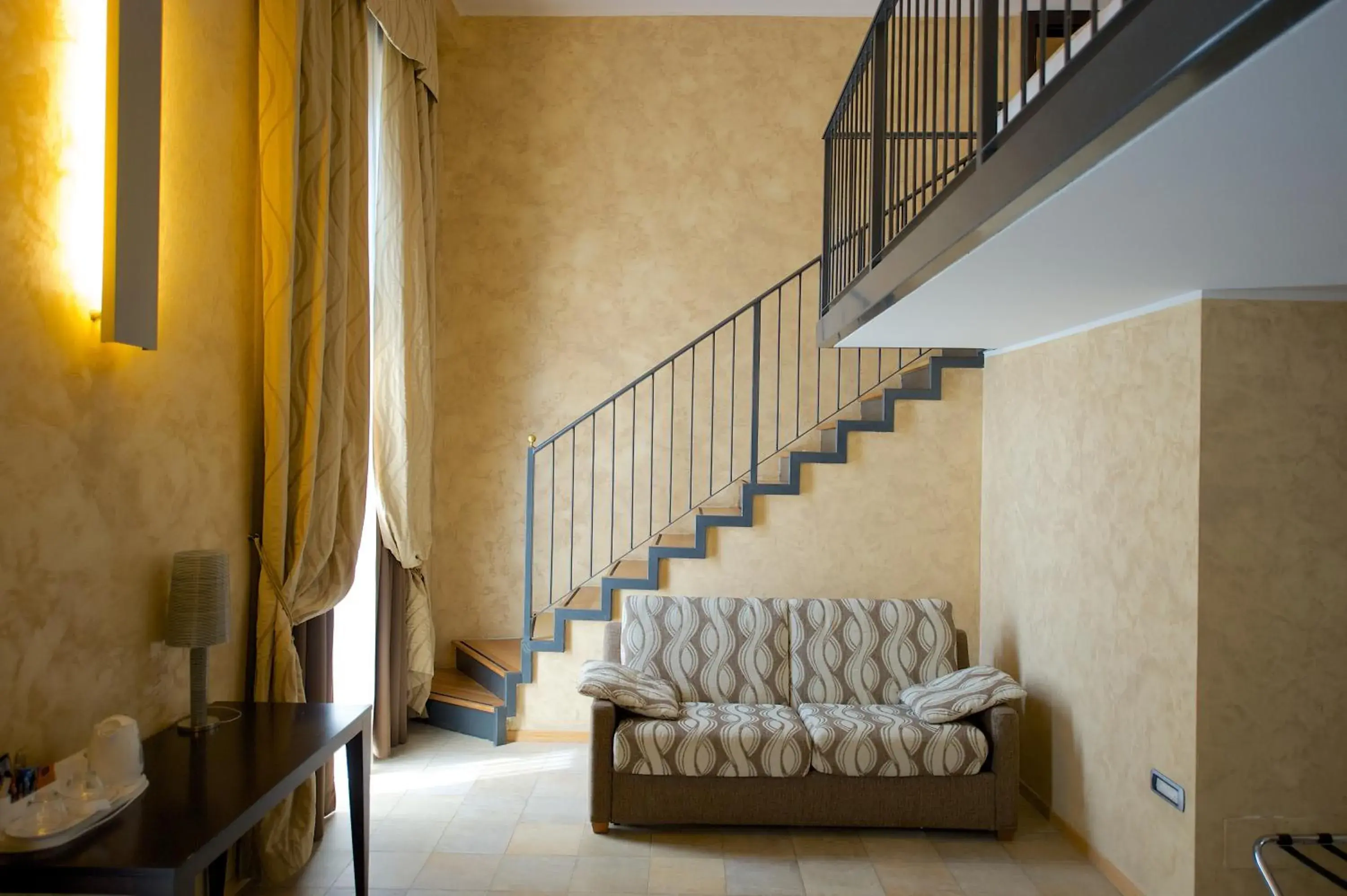 Living room, Seating Area in Best Western Crystal Palace Hotel