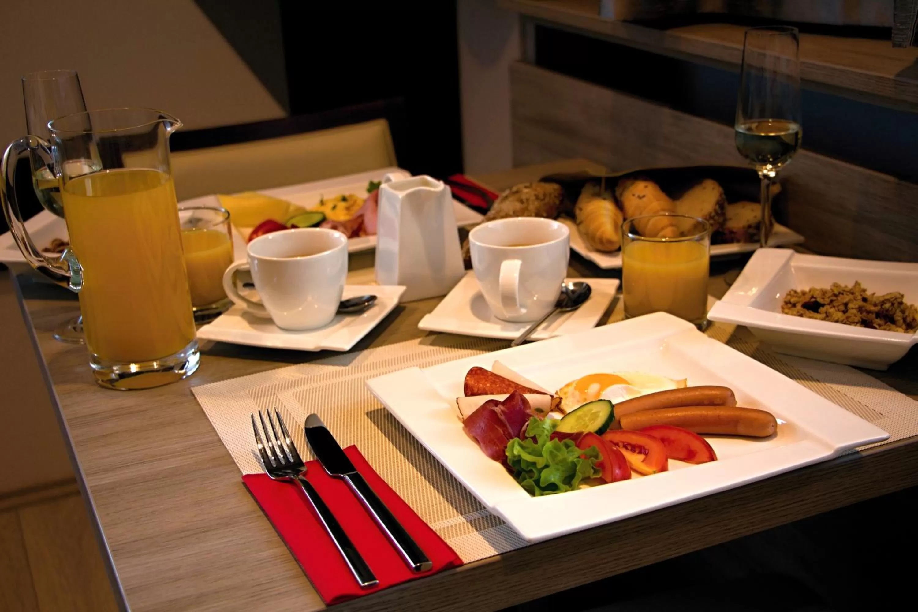 Food and drinks in Boutique Hotel Villa ZAUBER