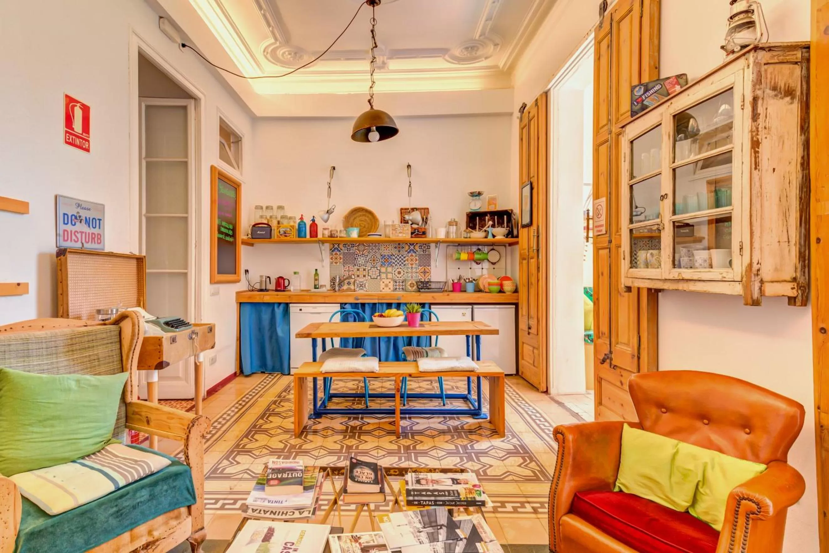 Communal kitchen in Factory Suites Barcelona