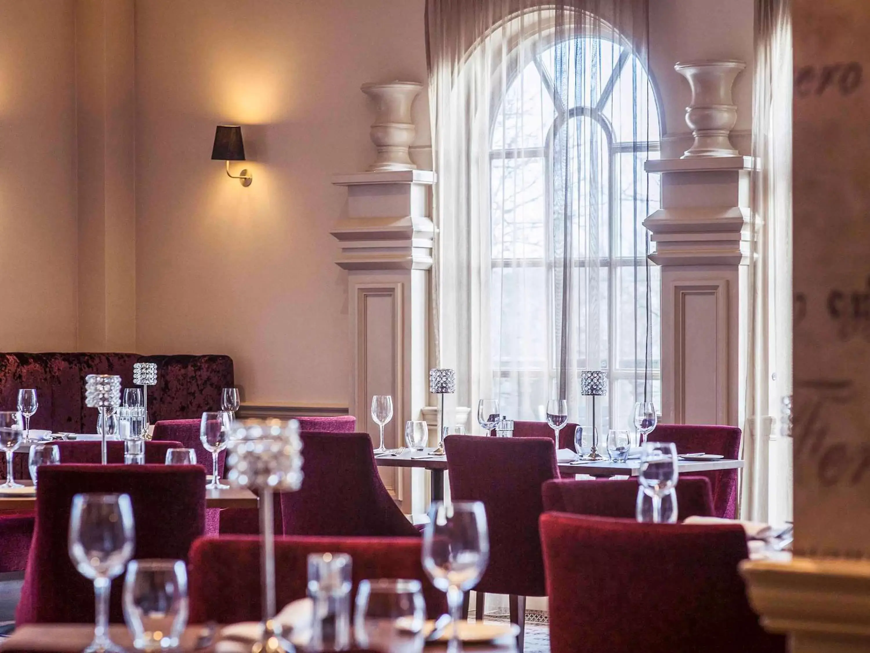 Restaurant/places to eat in Mercure Exeter Southgate Hotel