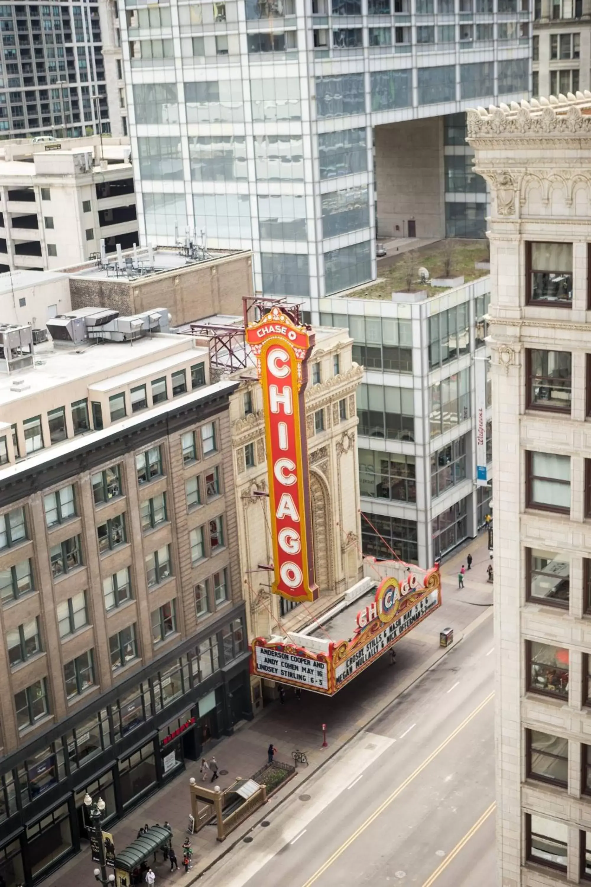 Photo of the whole room in Renaissance Chicago Downtown Hotel