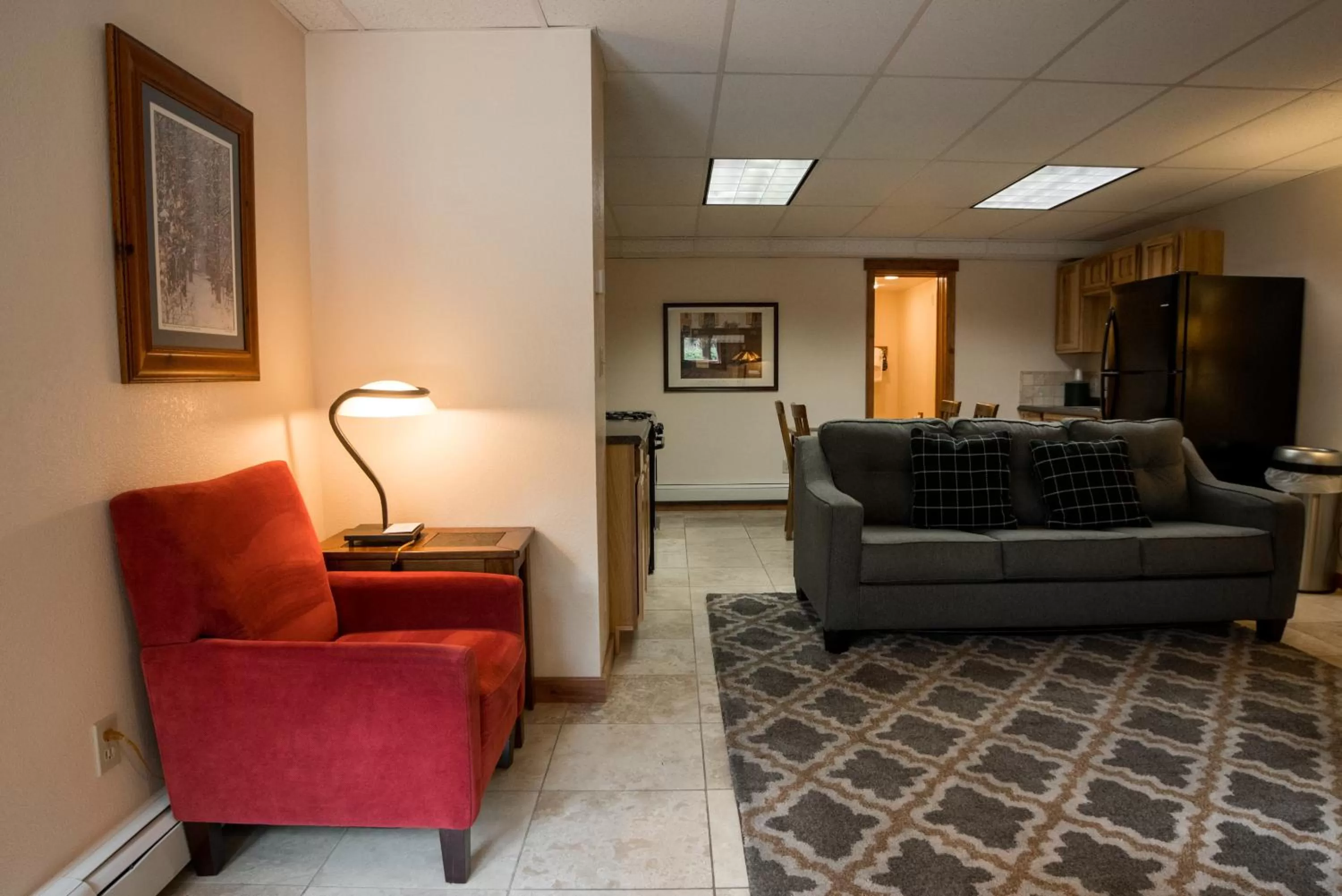 Living room in Silver Moon Inn