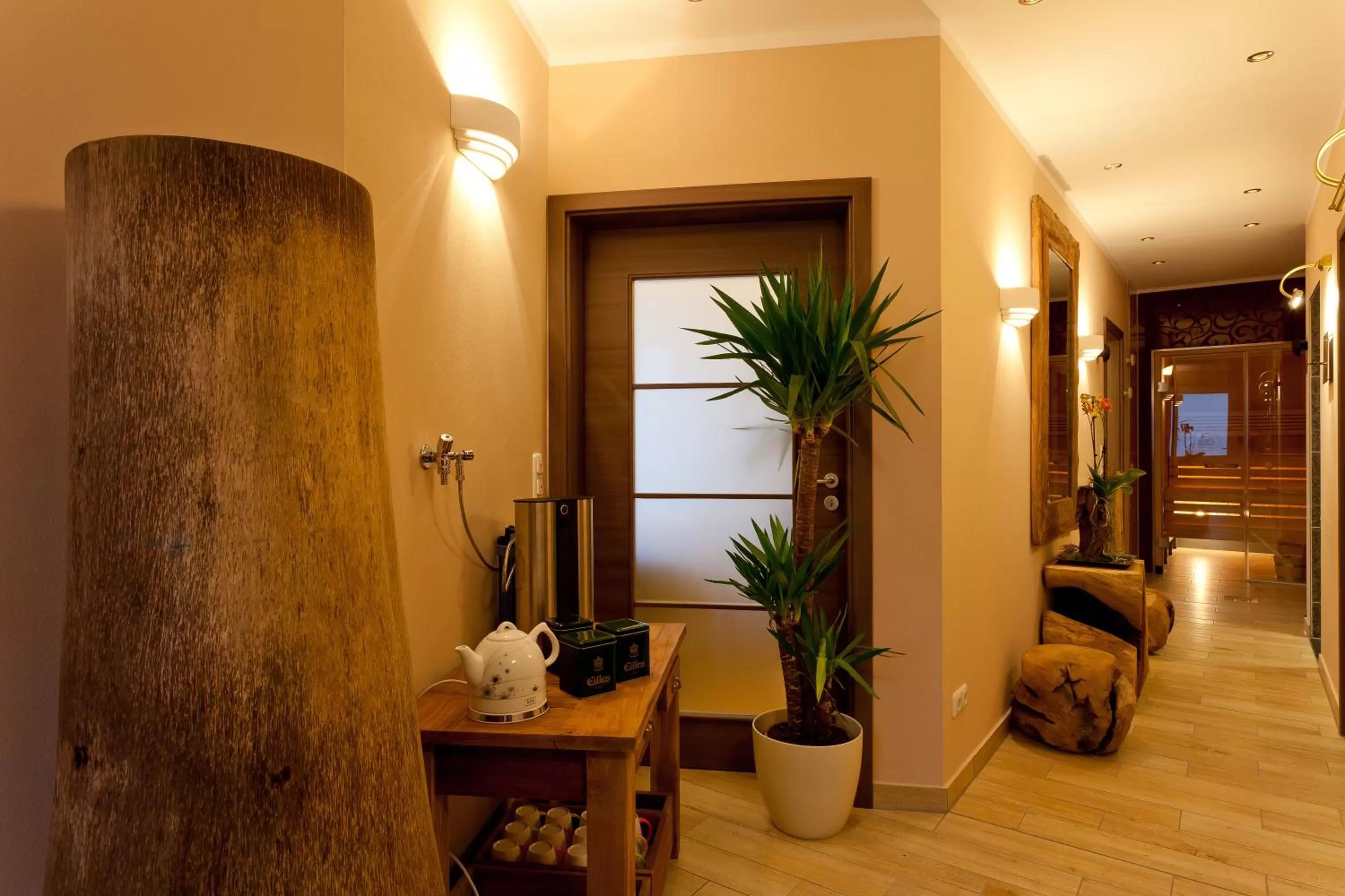 Decorative detail in Hotel-Marks-Garni