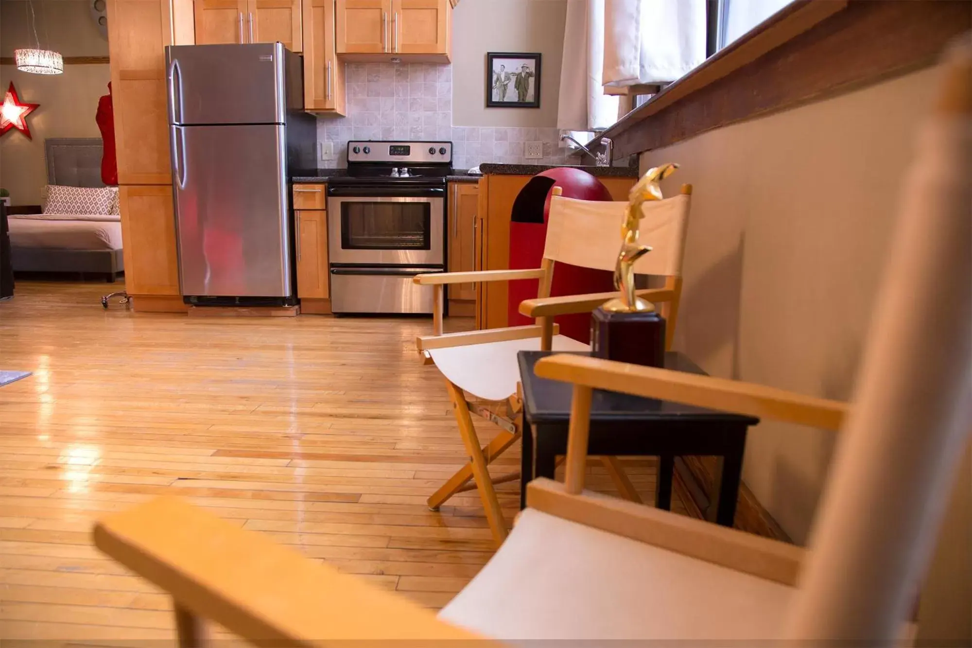 Kitchen/Kitchenette in School 31 Lofts