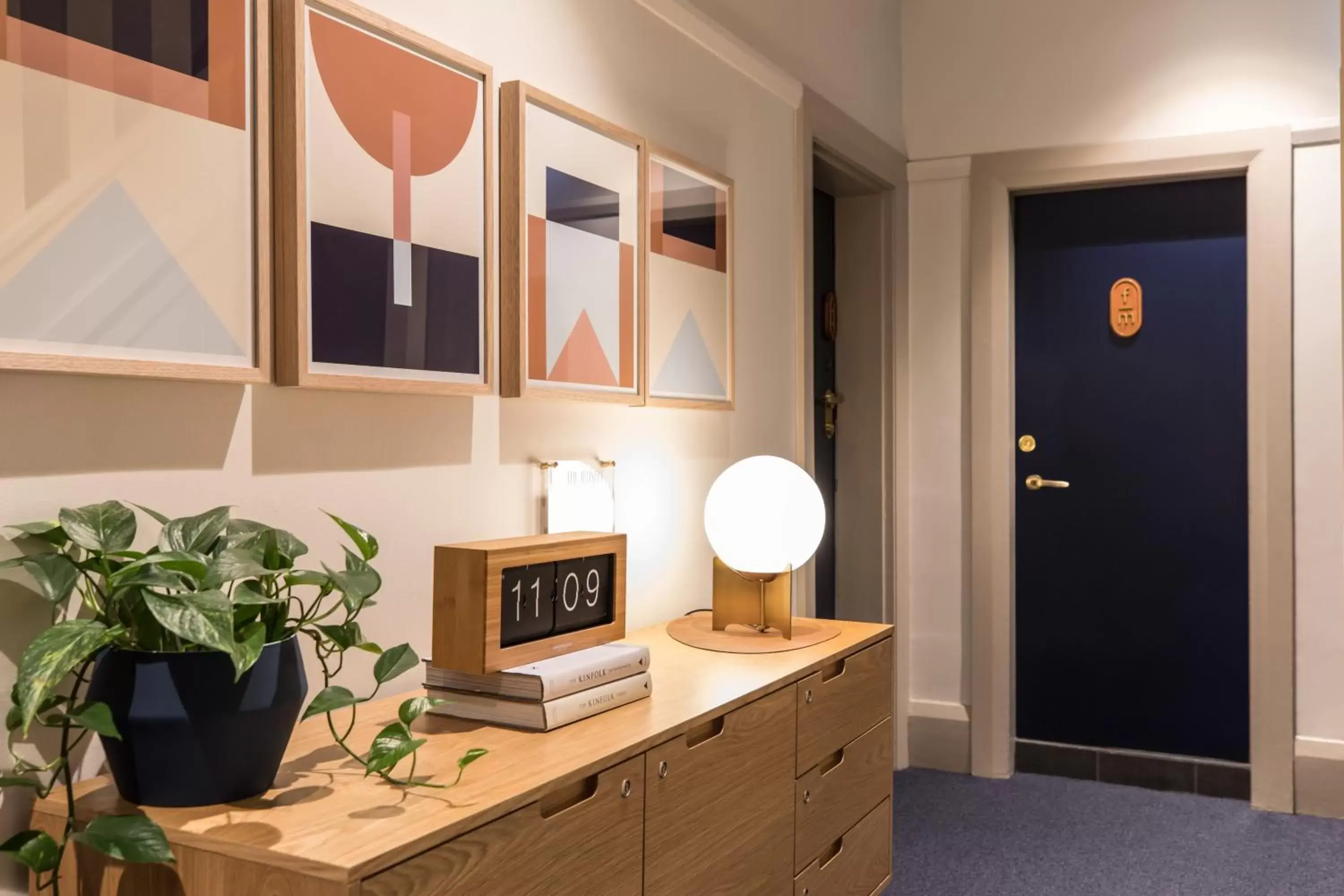 Lobby or reception, Kitchen/Kitchenette in The Jensen Potts Point