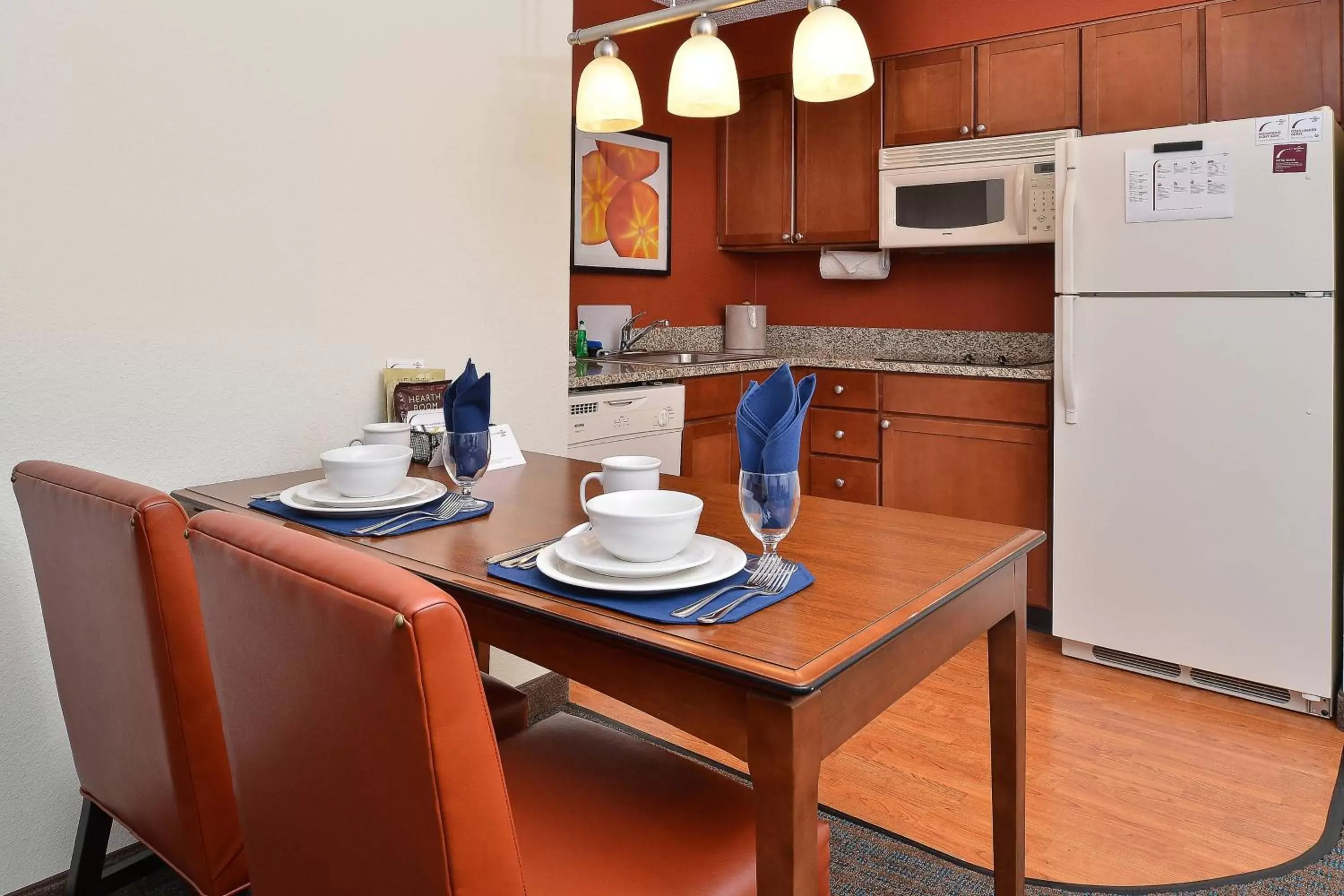 Kitchen or kitchenette, Kitchen/Kitchenette in Residence Inn by Marriott Denver Airport at Gateway Park