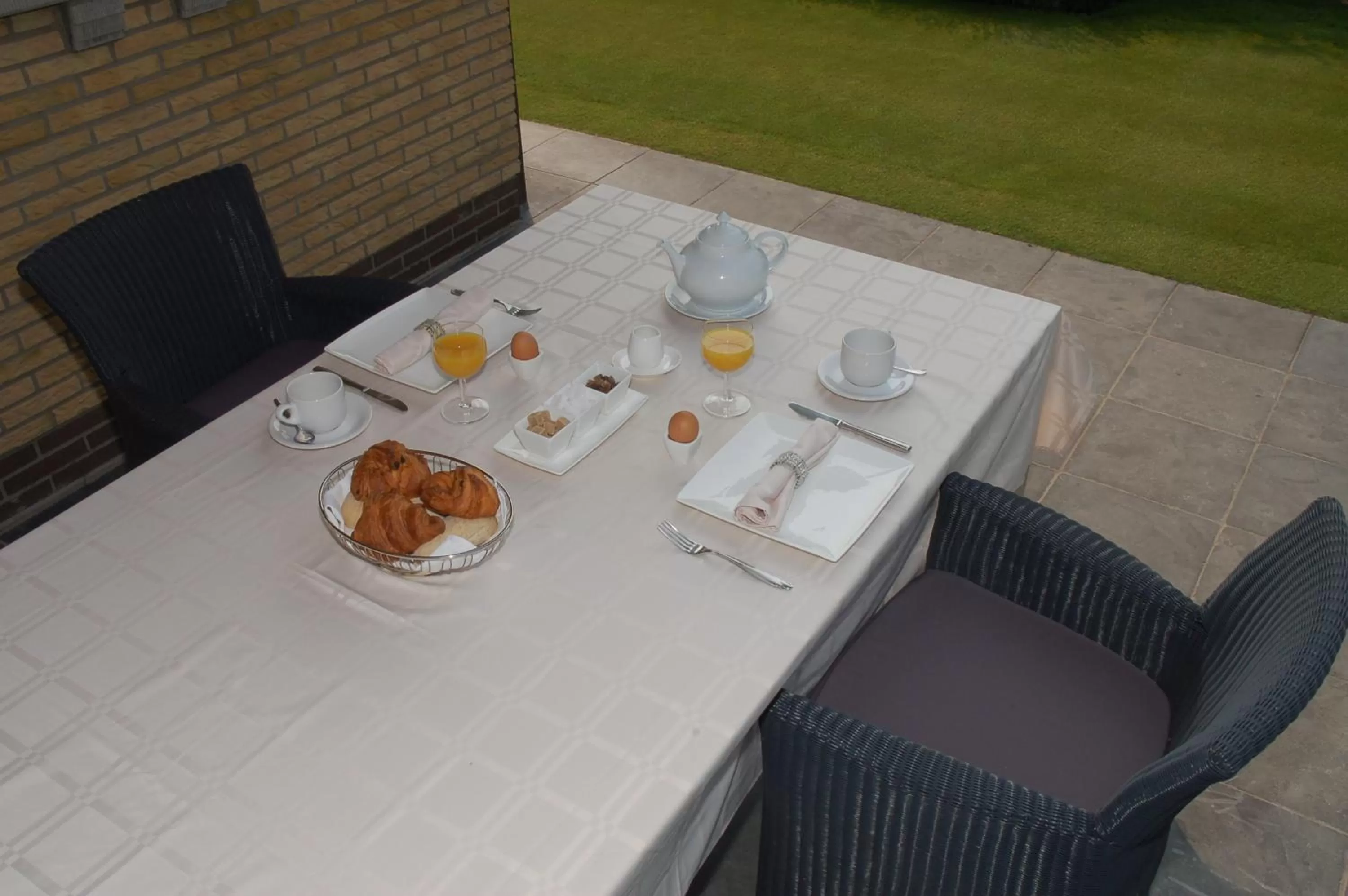 Restaurant/places to eat in B&B Bloemenweelde